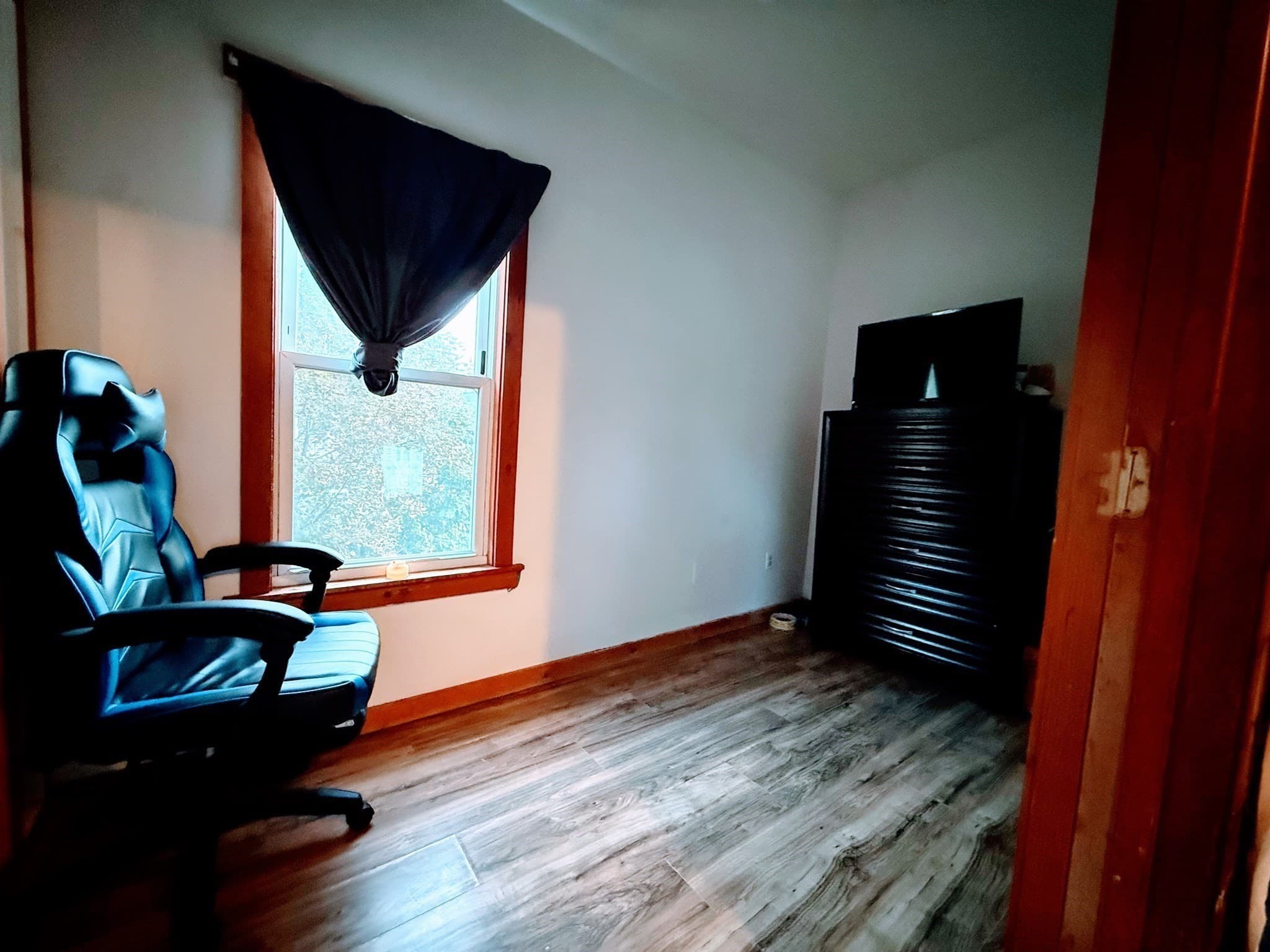 3 Family at 238 Pleasant St, Southbridge MA 01550, photo 11 of 12