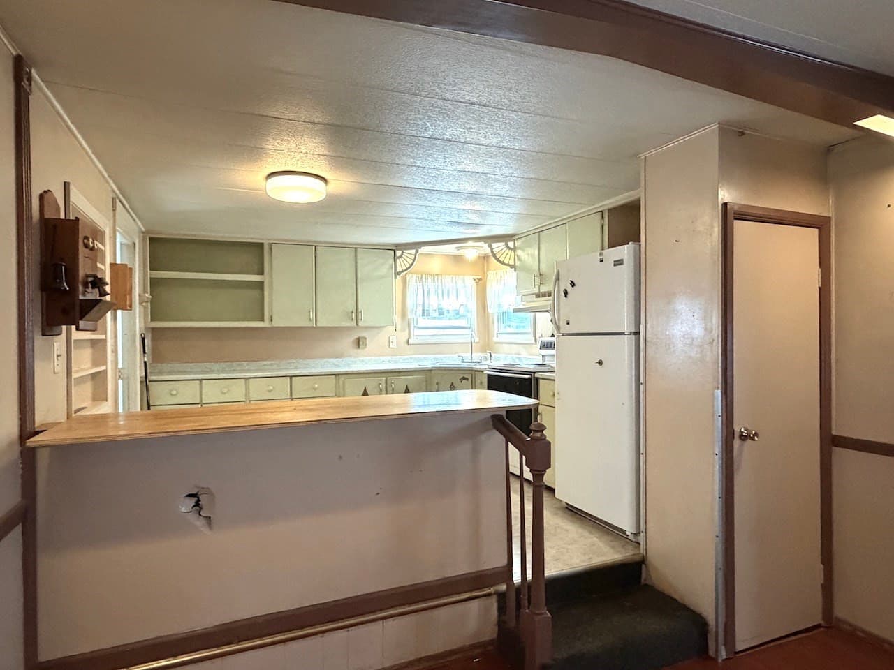 Mobile Home at 45 Puffin Drive, Chicopee MA 01020, photo 13 of 33