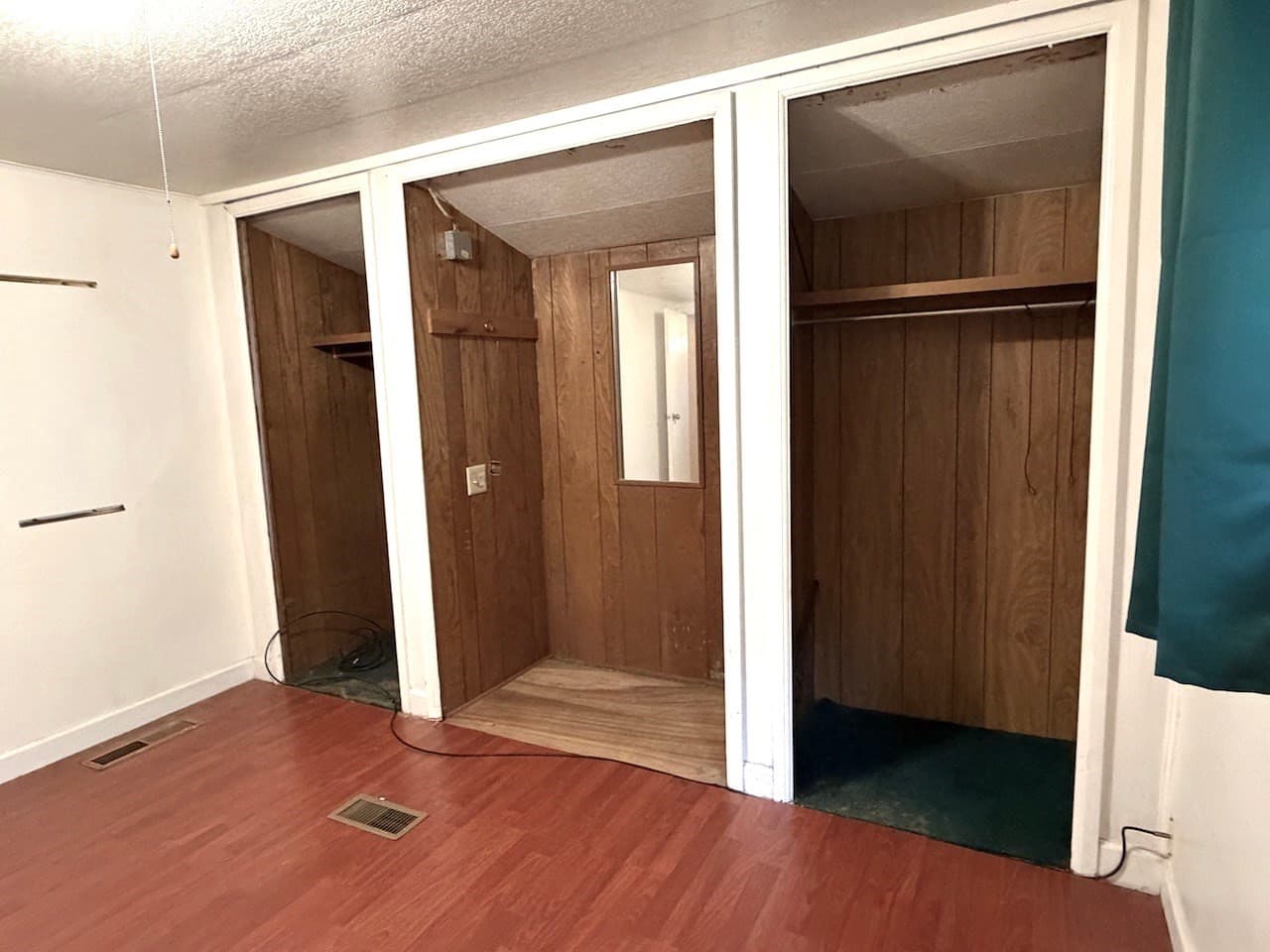 Mobile Home at 45 Puffin Drive, Chicopee MA 01020, photo 31 of 33