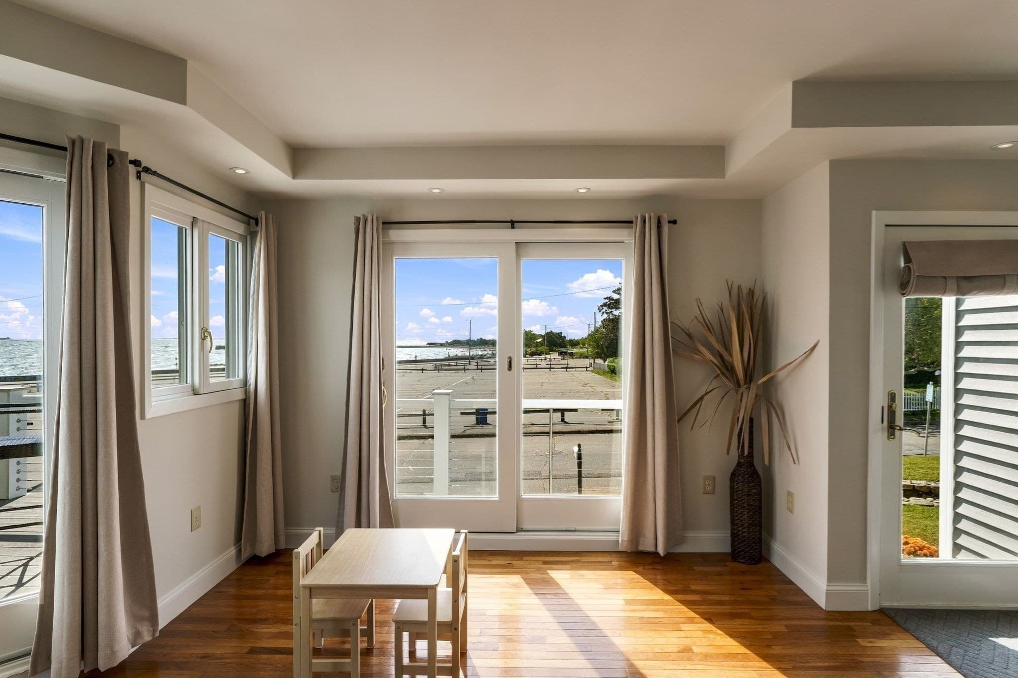 Single Family Residence at 31 Hudson St, New Bedford MA 02744, photo 15 of 38