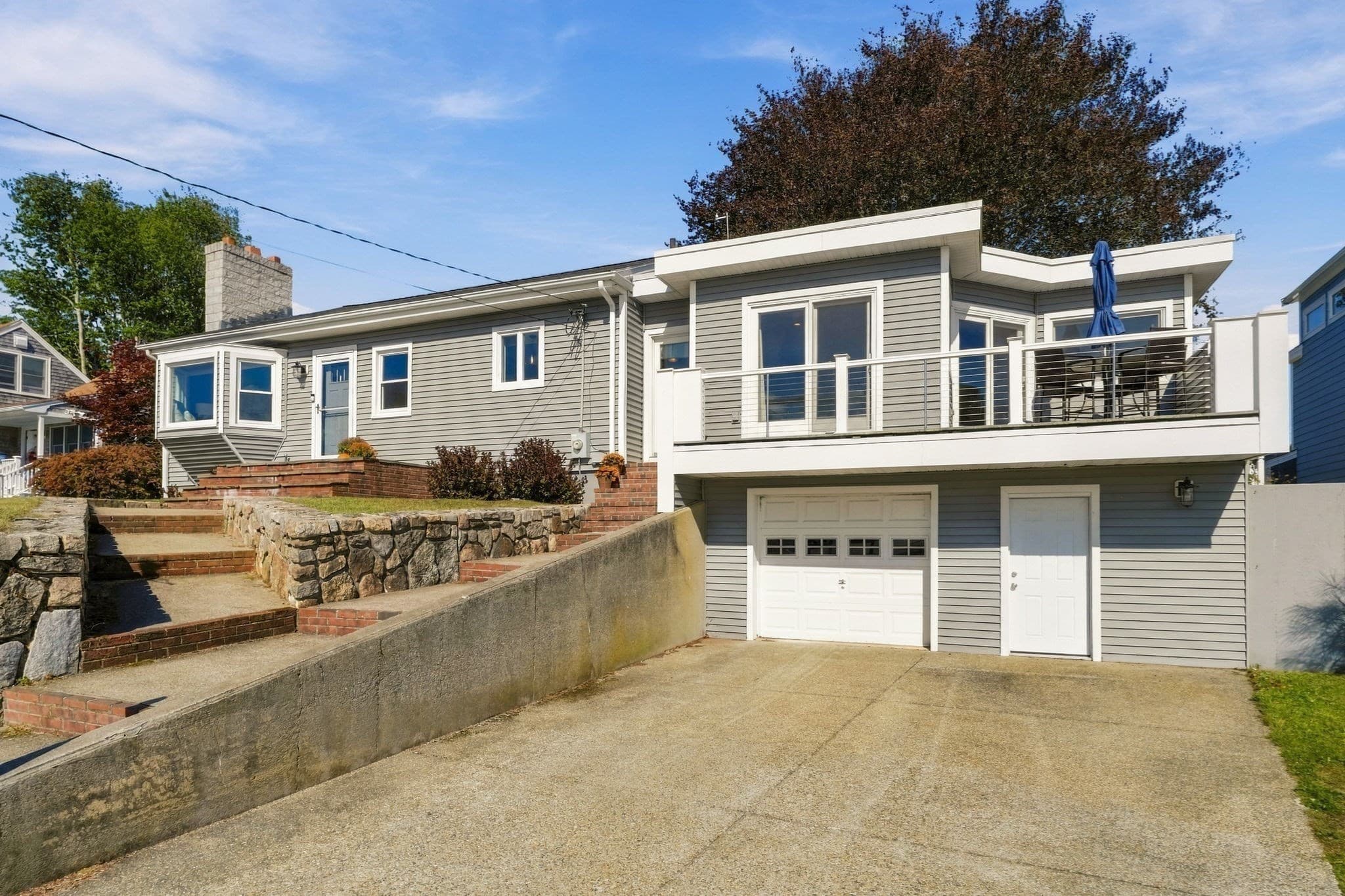 Single Family Residence at 31 Hudson St, New Bedford MA 02744, photo 4 of 38