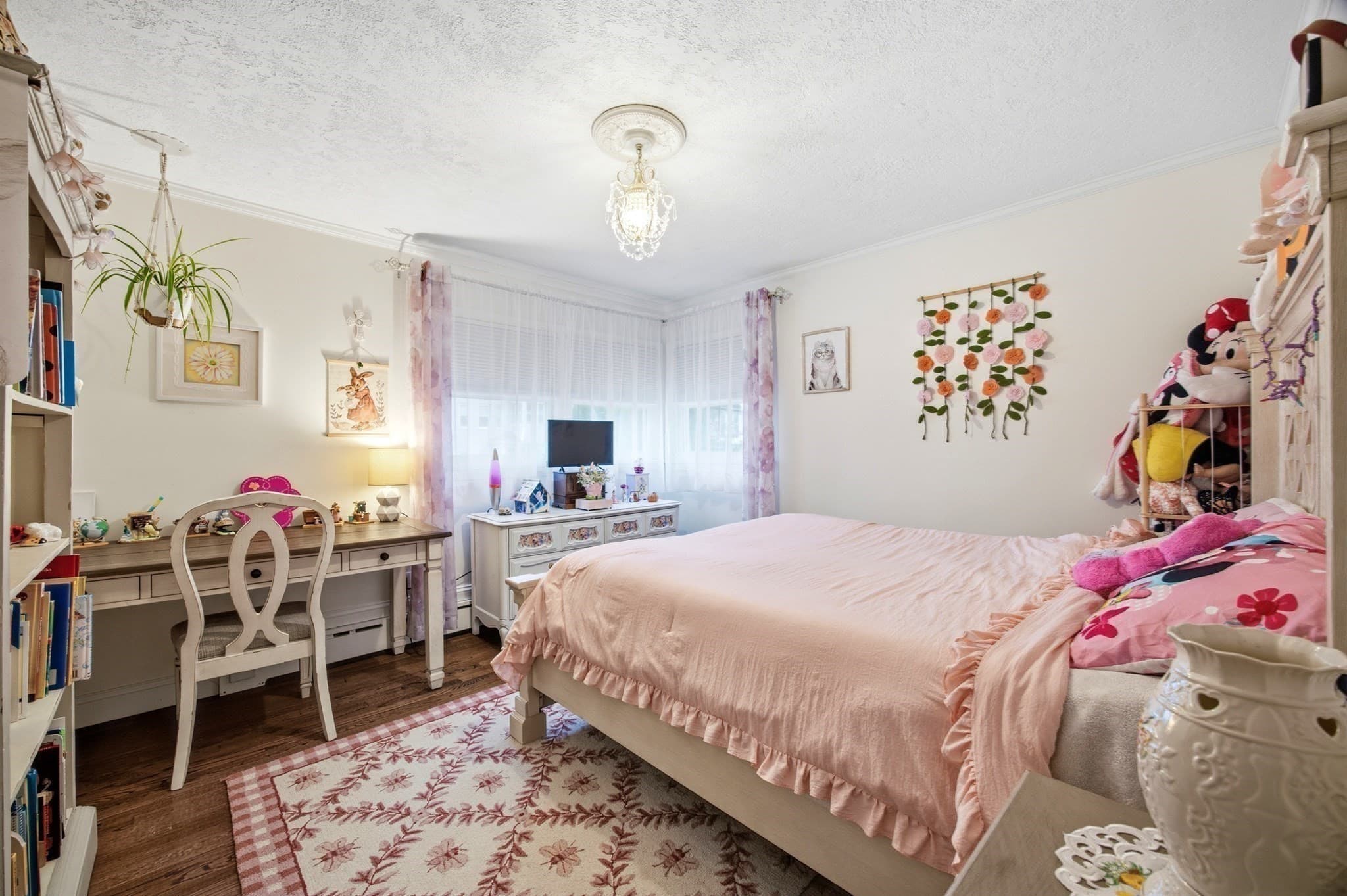 Single Family Residence at 83 Wheatland Ave, Chicopee MA 01020, photo 12 of 41