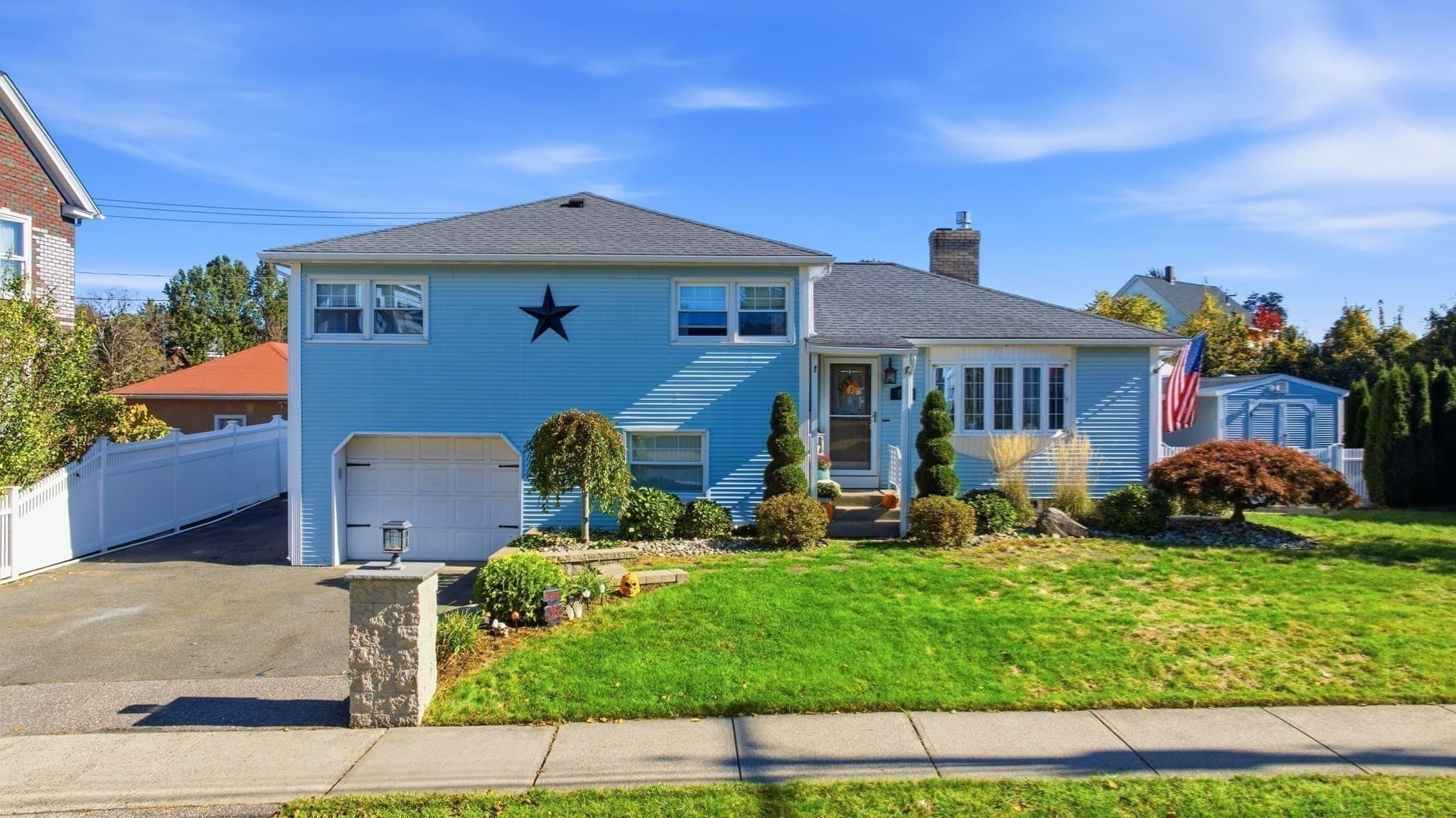 83 Wheatland Ave, Chicopee MA 01020
