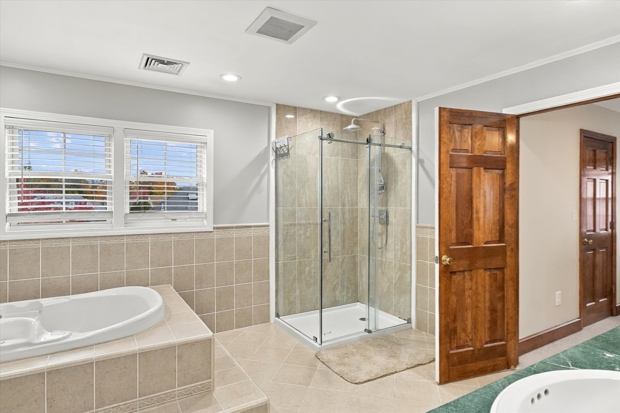 Single Family Residence at 11 Yellow Brick Road, Haverhill MA 01835, photo 13 of 33