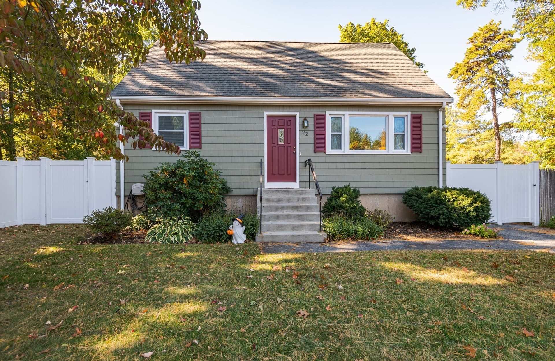 22 Race Street, Billerica MA 01821