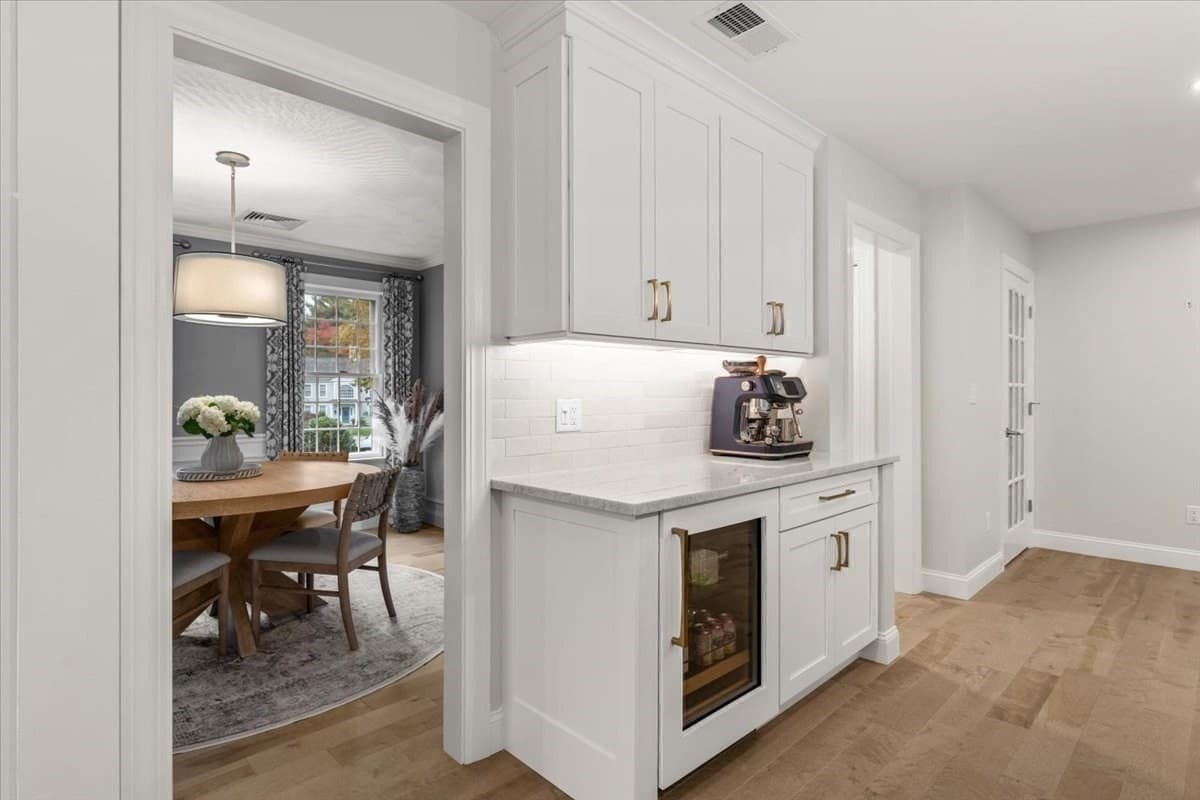 Single Family Residence at 62 Metacomet Way, Marshfield MA 02050, photo 13 of 42