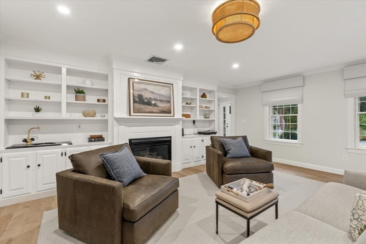 Single Family Residence at 62 Metacomet Way, Marshfield MA 02050, photo 12 of 42