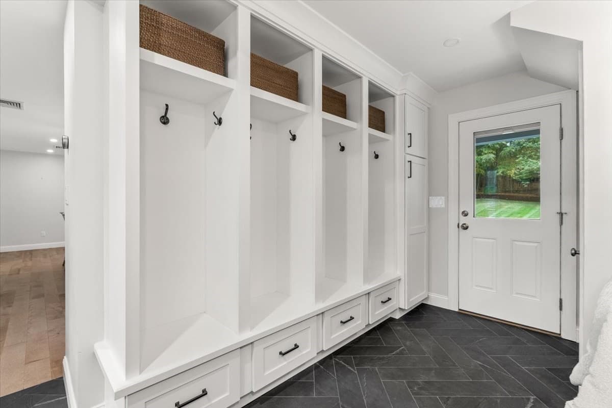 Single Family Residence at 62 Metacomet Way, Marshfield MA 02050, photo 4 of 42
