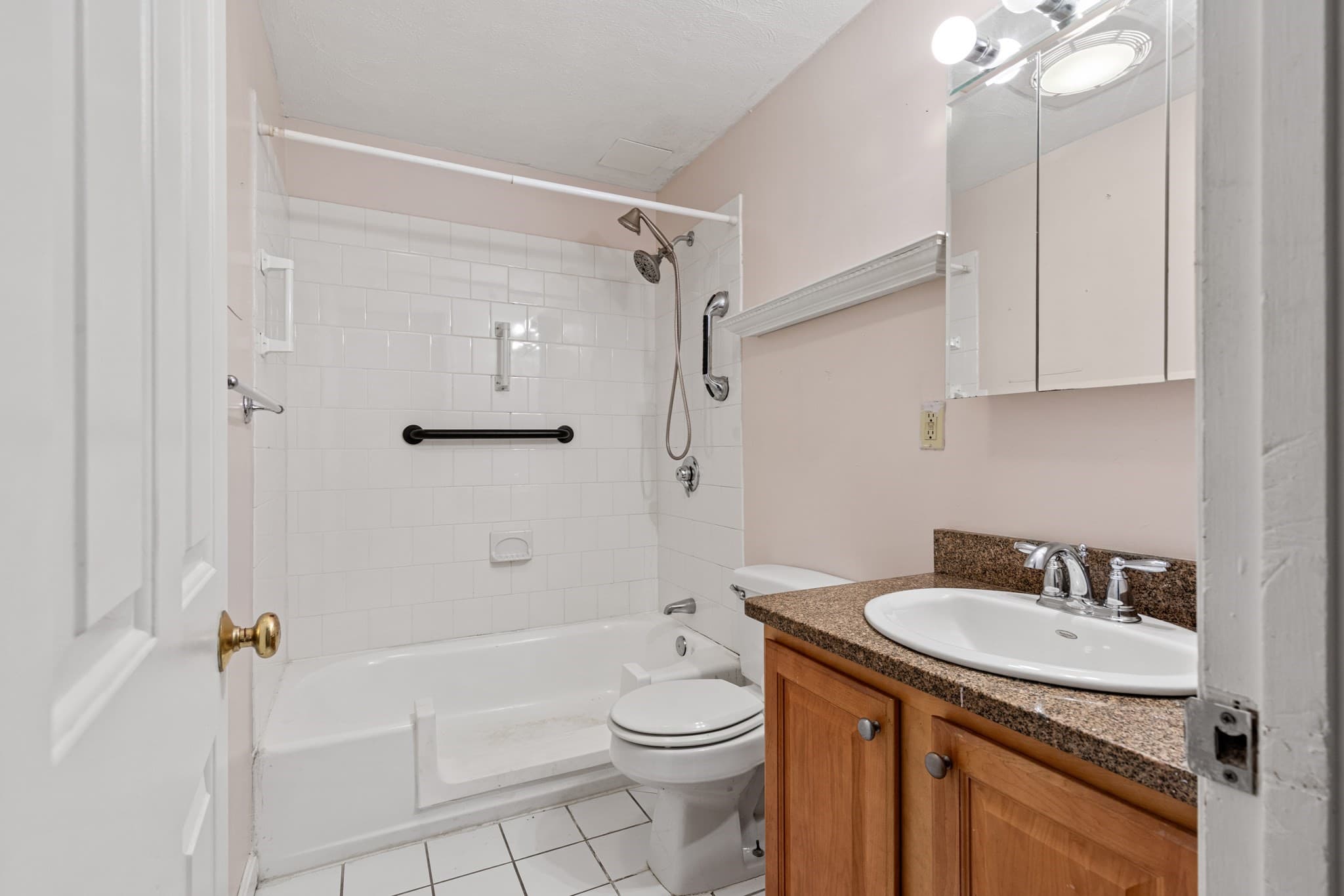 Condominium at 56 Townsend St # B9, Abington MA 02351, photo 12 of 16