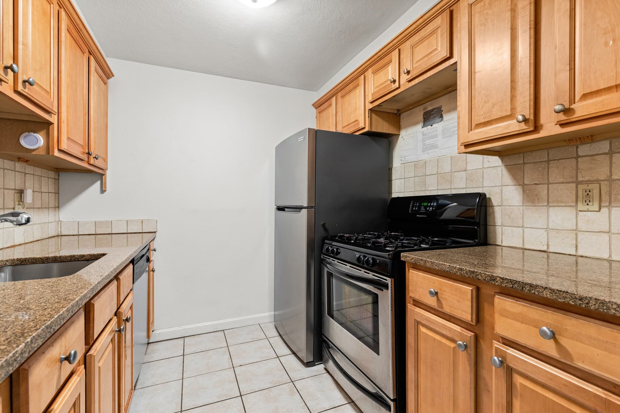 Condominium at 56 Townsend St # B9, Abington MA 02351, photo 7 of 16