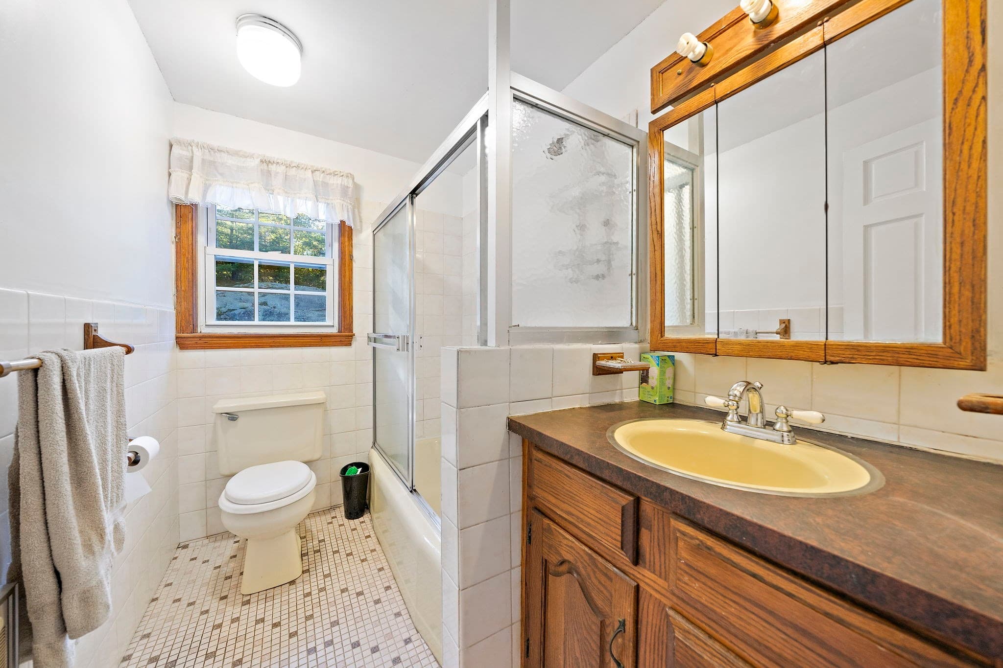 Single Family Residence at 32 Tamburlane Ridge, Weymouth MA 02190, photo 23 of 42