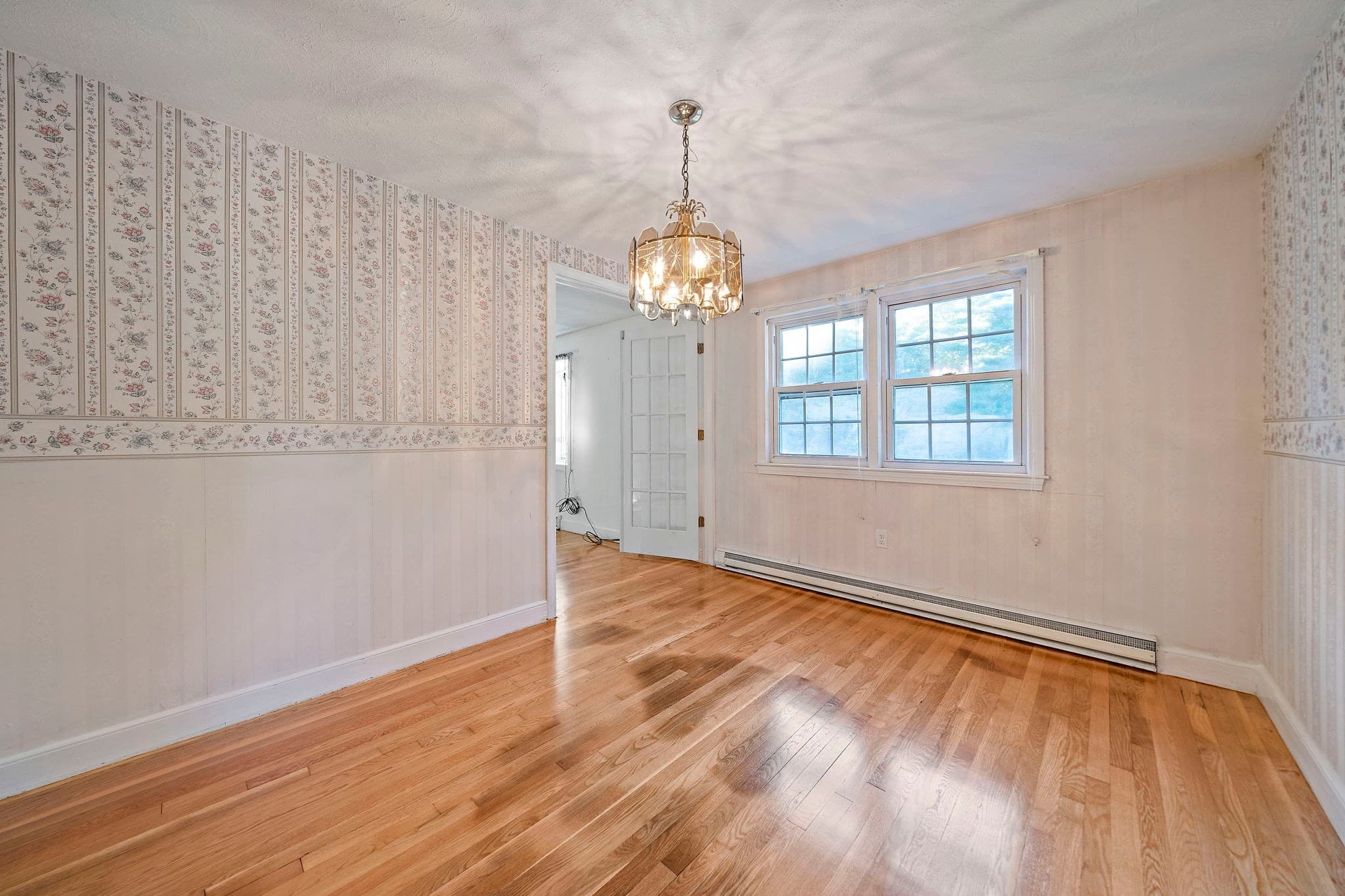 Single Family Residence at 32 Tamburlane Ridge, Weymouth MA 02190, photo 13 of 42