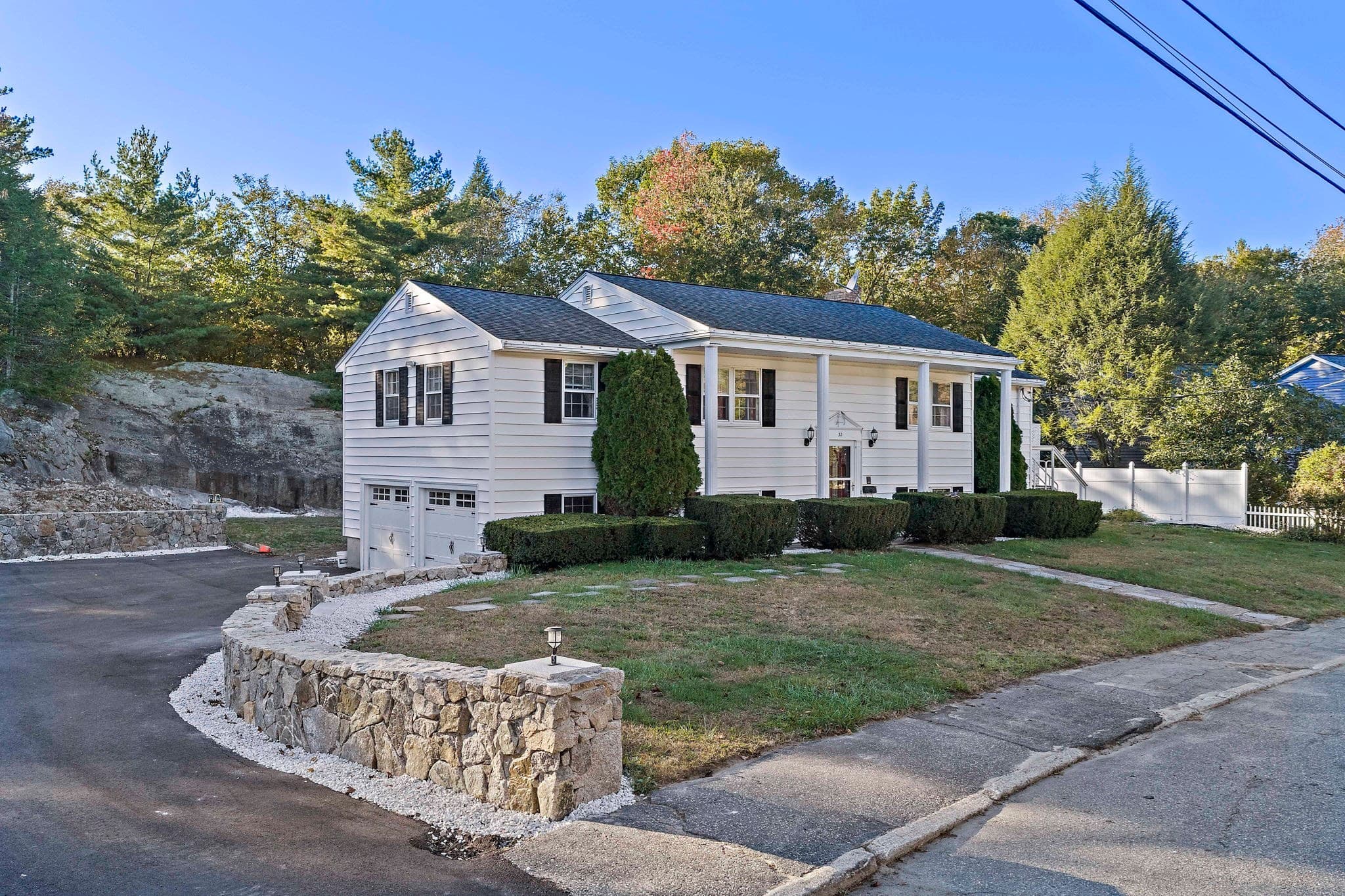Single Family Residence at 32 Tamburlane Ridge, Weymouth MA 02190, photo 5 of 42