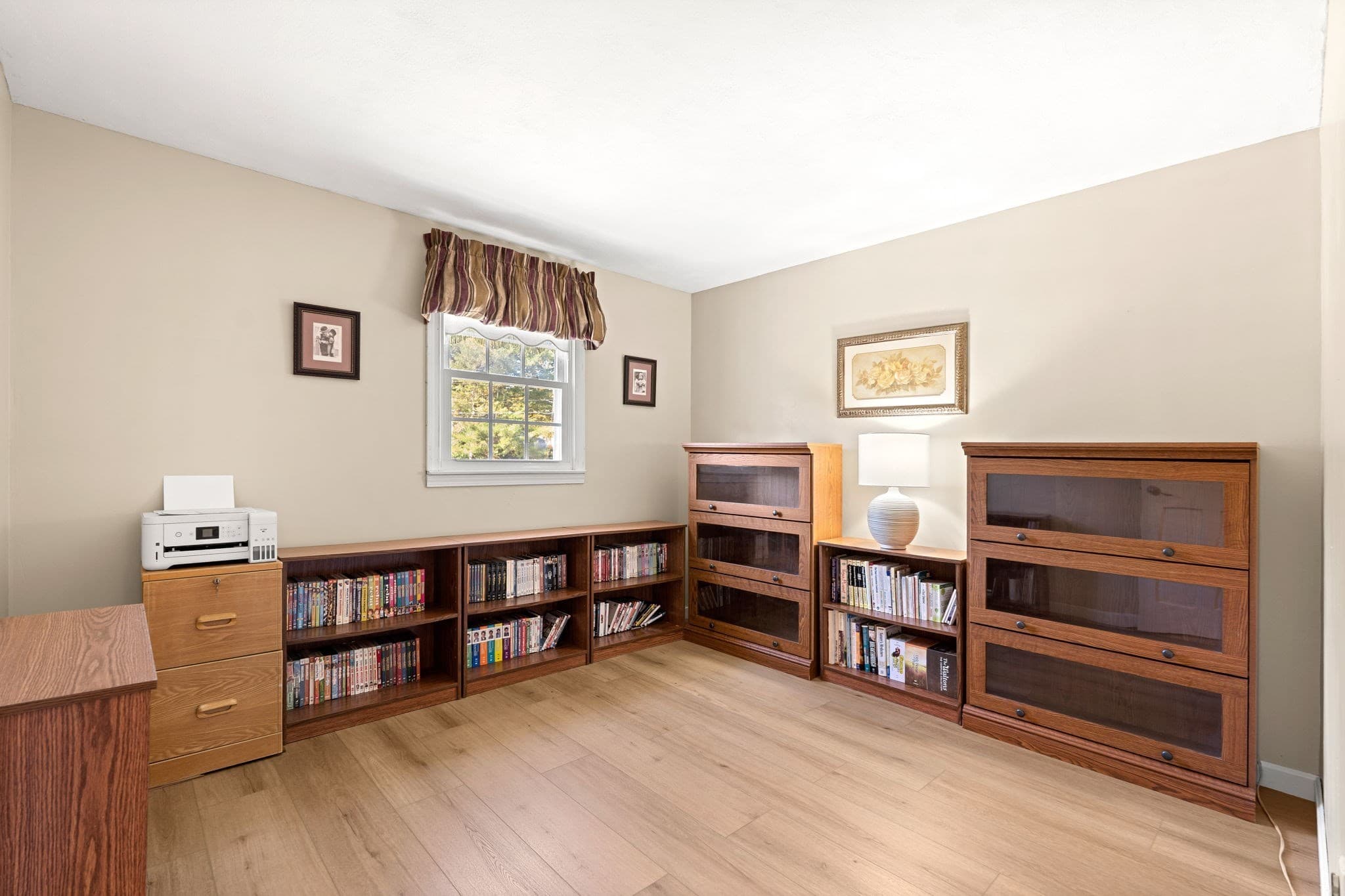 Single Family Residence at 281 Beech St, Tewksbury MA 01876, photo 22 of 32