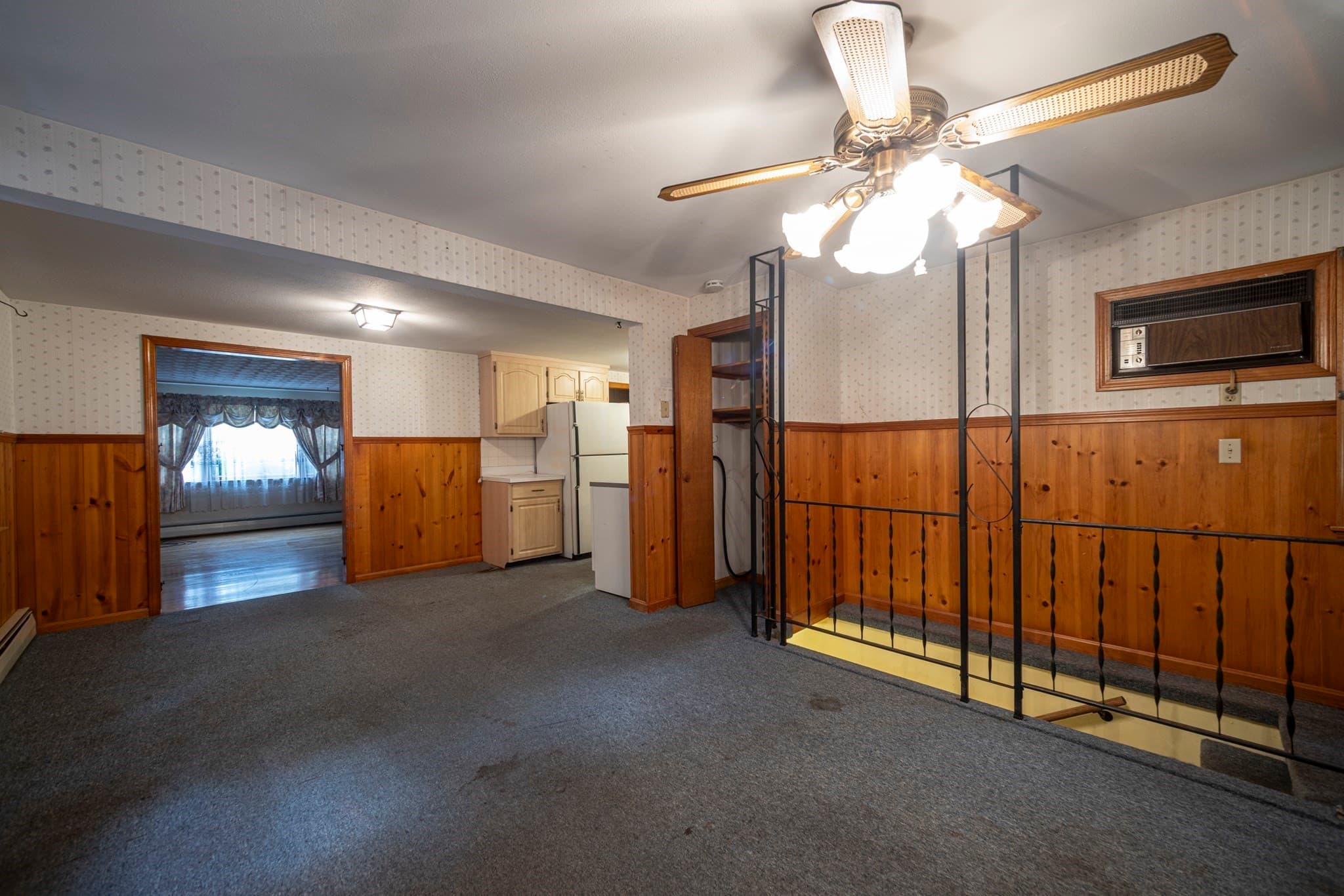 Single Family Residence at 18 Lanen Ave, Groveland MA 01834, photo 3 of 39