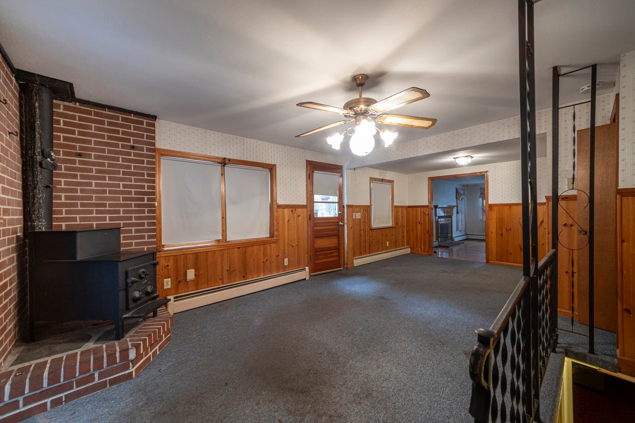 Single Family Residence at 18 Lanen Ave, Groveland MA 01834, photo 4 of 39