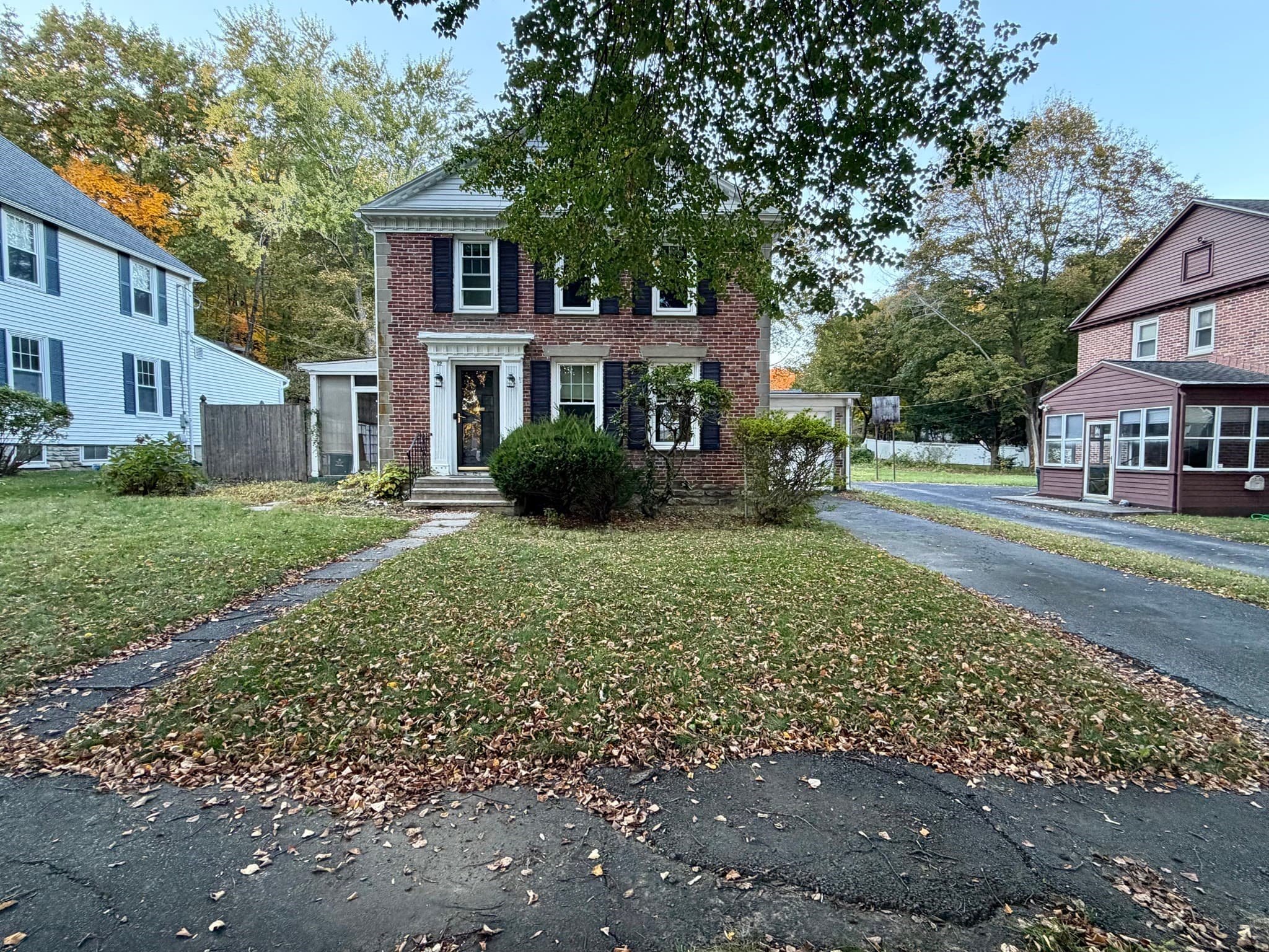 32 Wamsutta Avenue, Worcester MA 01602