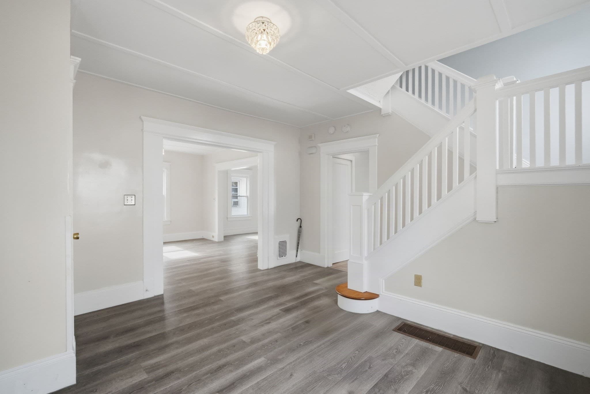 Single Family Residence at 98 Bristol Street, Springfield MA 01109, photo 12 of 34