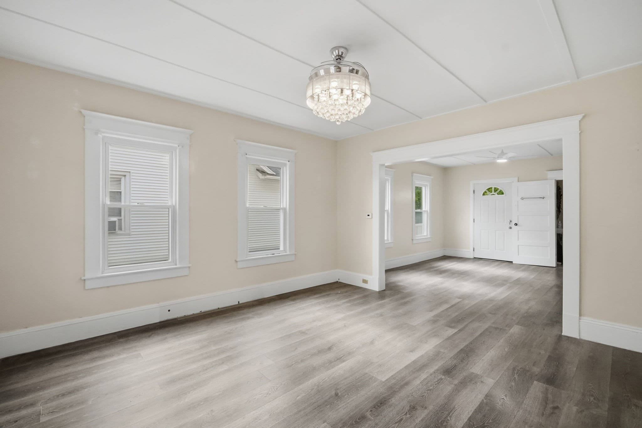Single Family Residence at 98 Bristol Street, Springfield MA 01109, photo 9 of 34