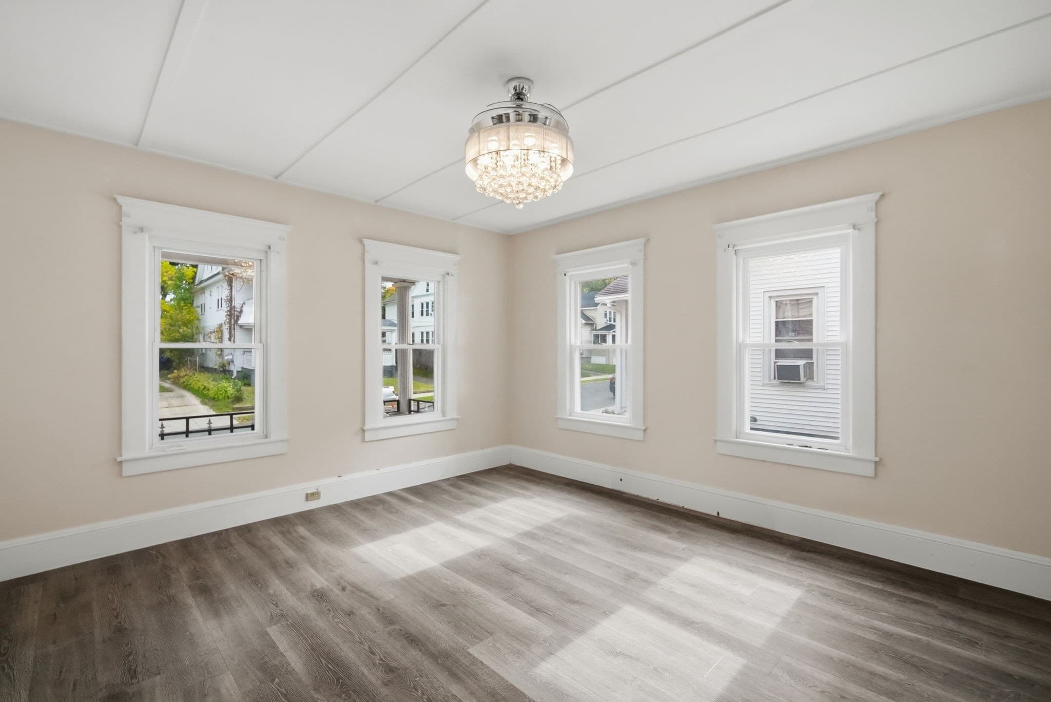 Single Family Residence at 98 Bristol Street, Springfield MA 01109, photo 10 of 34
