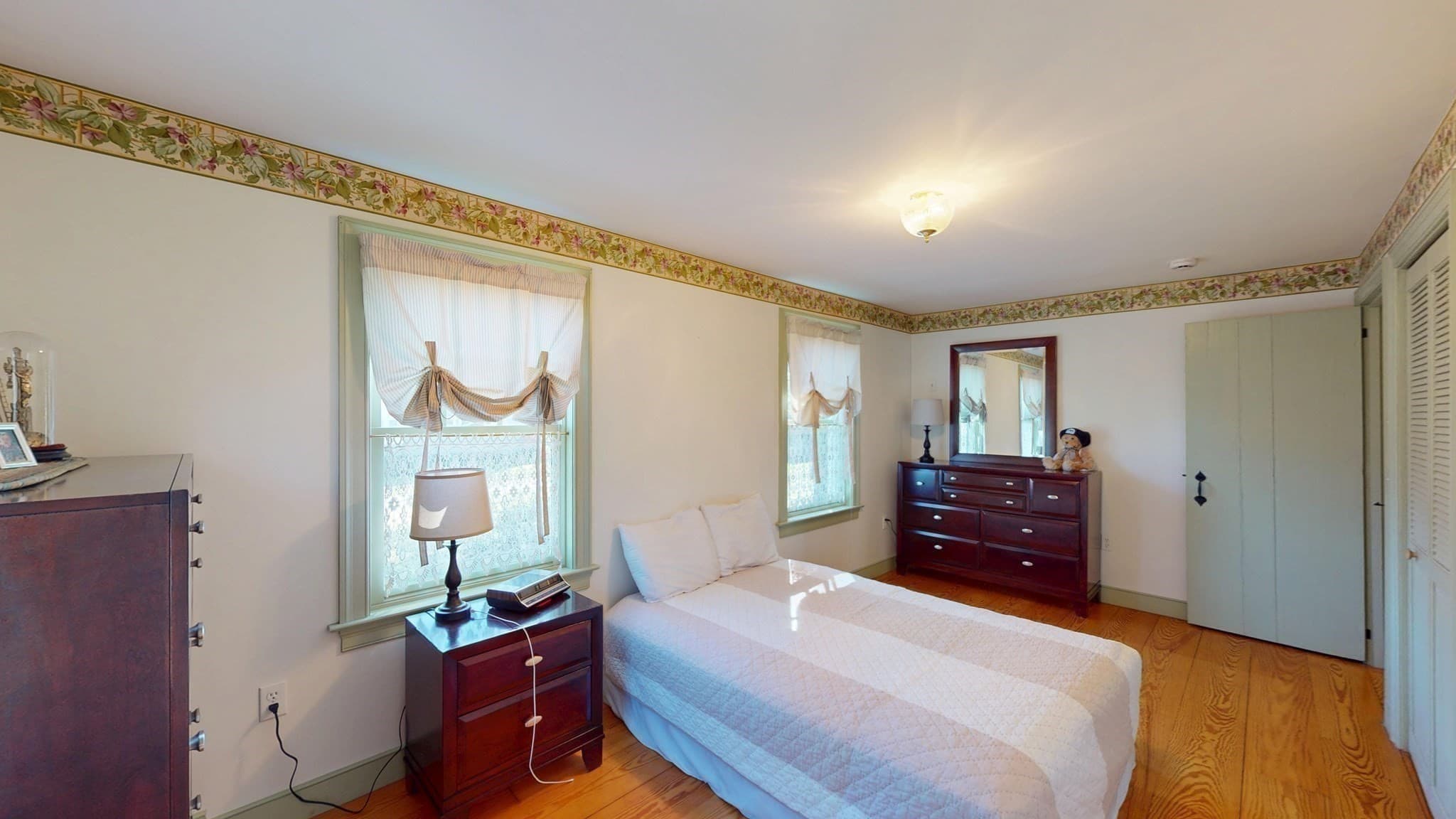 Single Family Residence at 10 Mansfield Ave, Norton MA 02766, photo 16 of 33