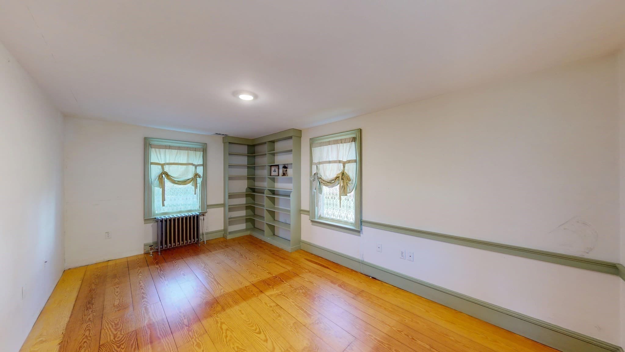 Single Family Residence at 10 Mansfield Ave, Norton MA 02766, photo 7 of 33
