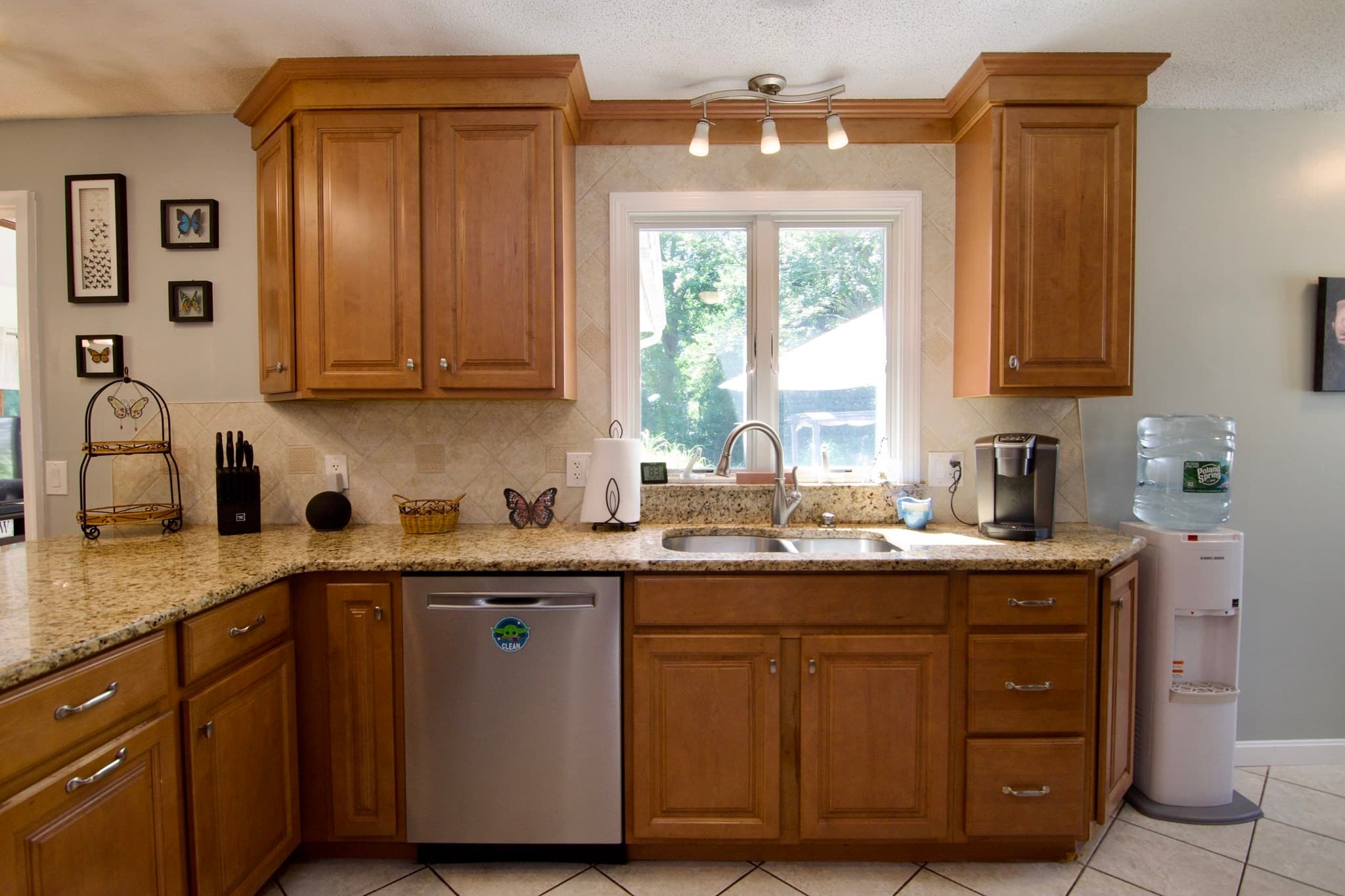 Single Family Residence at 116 Warwick Dr, Ludlow MA 01056, photo 16 of 41