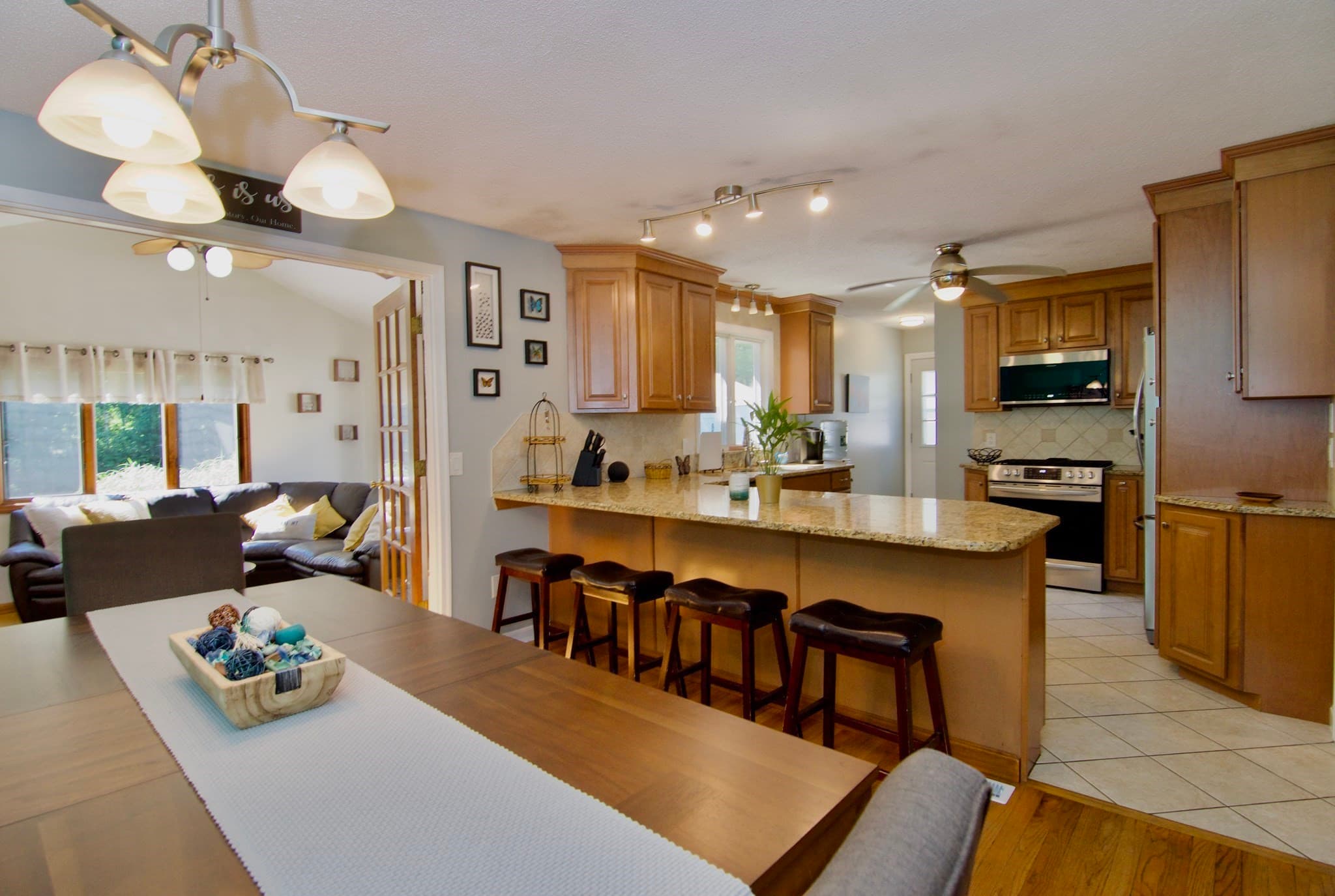 Single Family Residence at 116 Warwick Dr, Ludlow MA 01056, photo 26 of 41