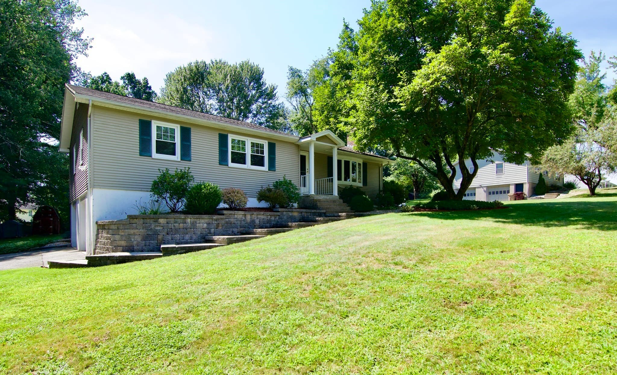 116 Warwick Dr, Ludlow MA 01056