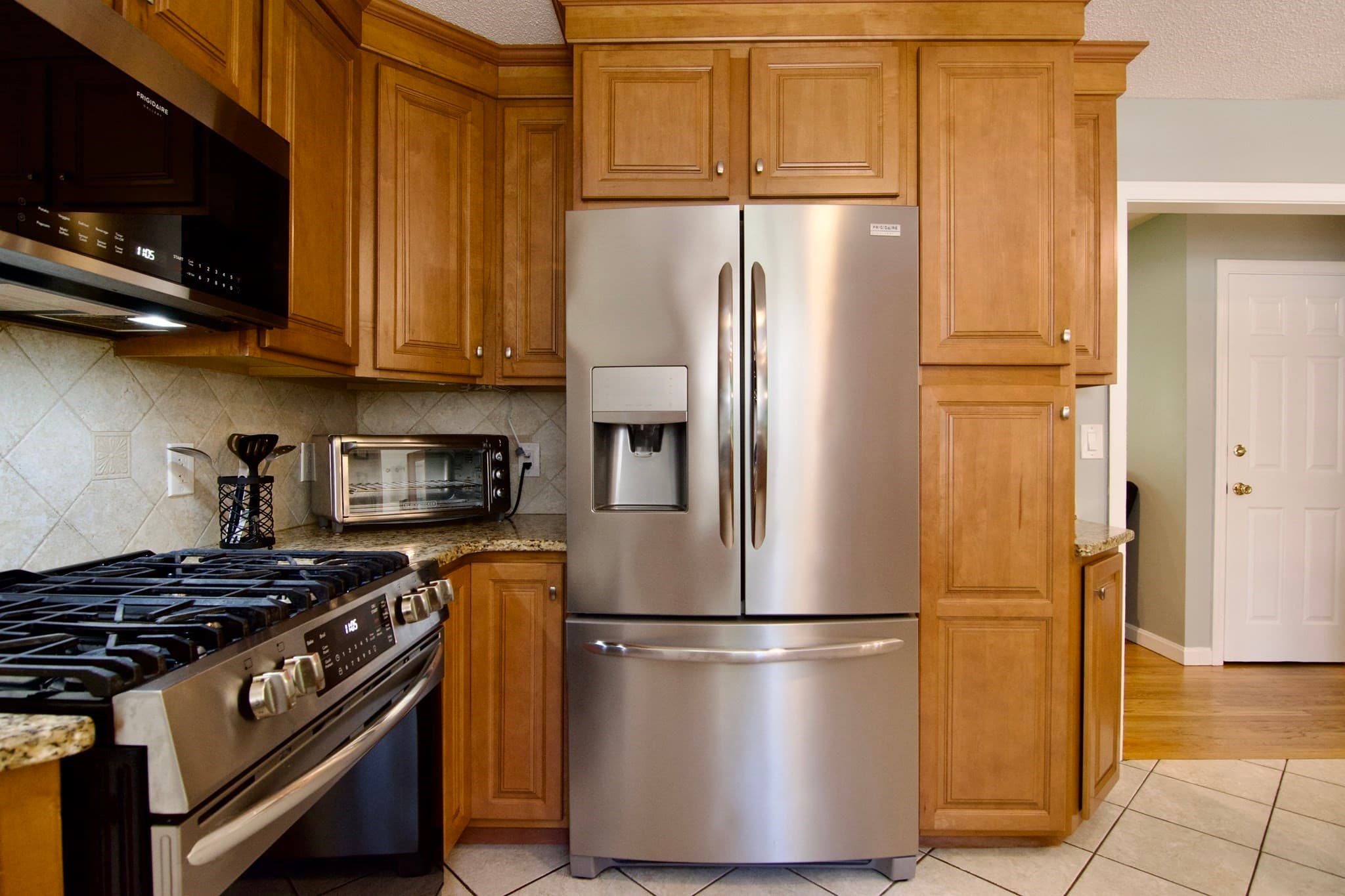 Single Family Residence at 116 Warwick Dr, Ludlow MA 01056, photo 18 of 41