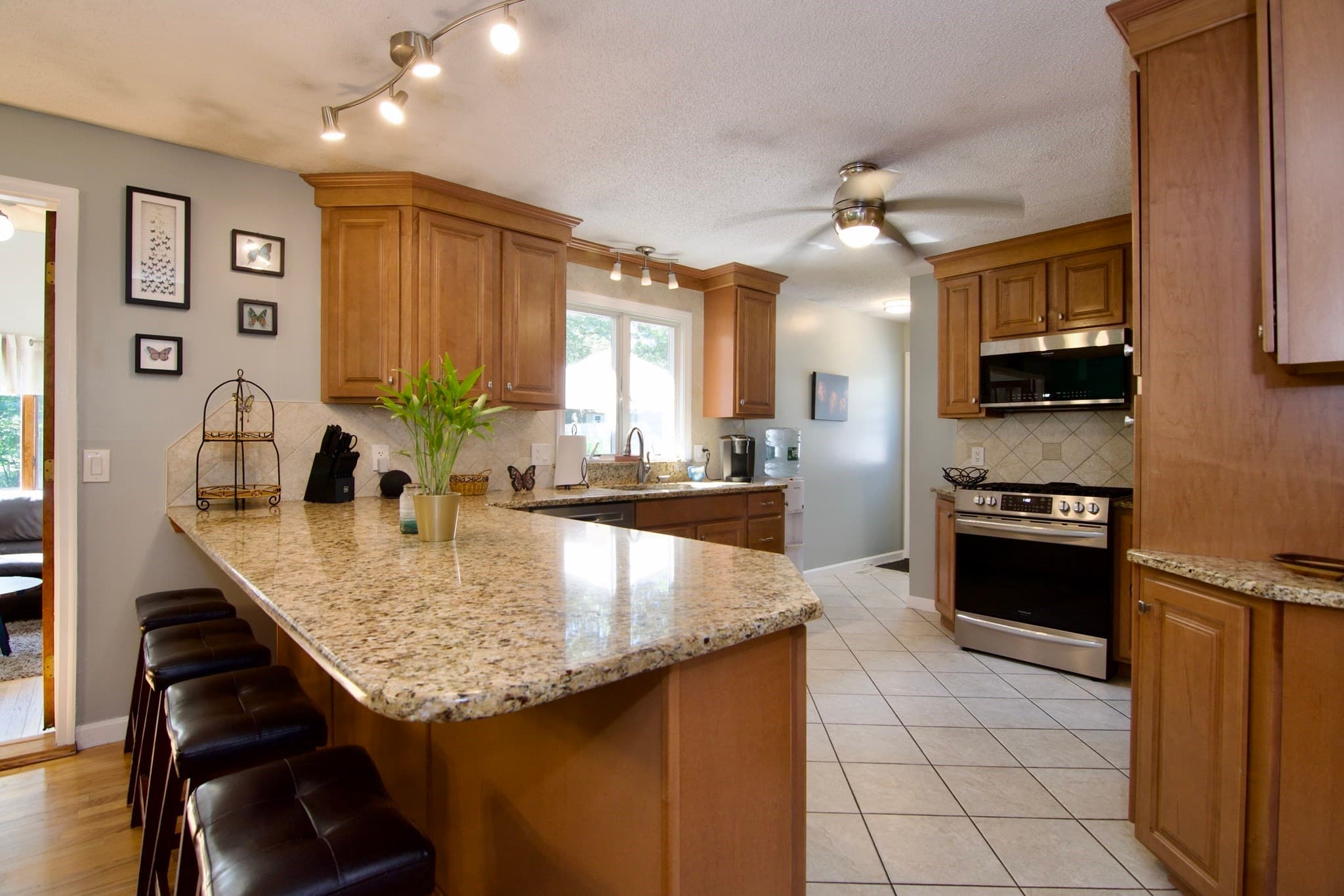 Single Family Residence at 116 Warwick Dr, Ludlow MA 01056, photo 15 of 41
