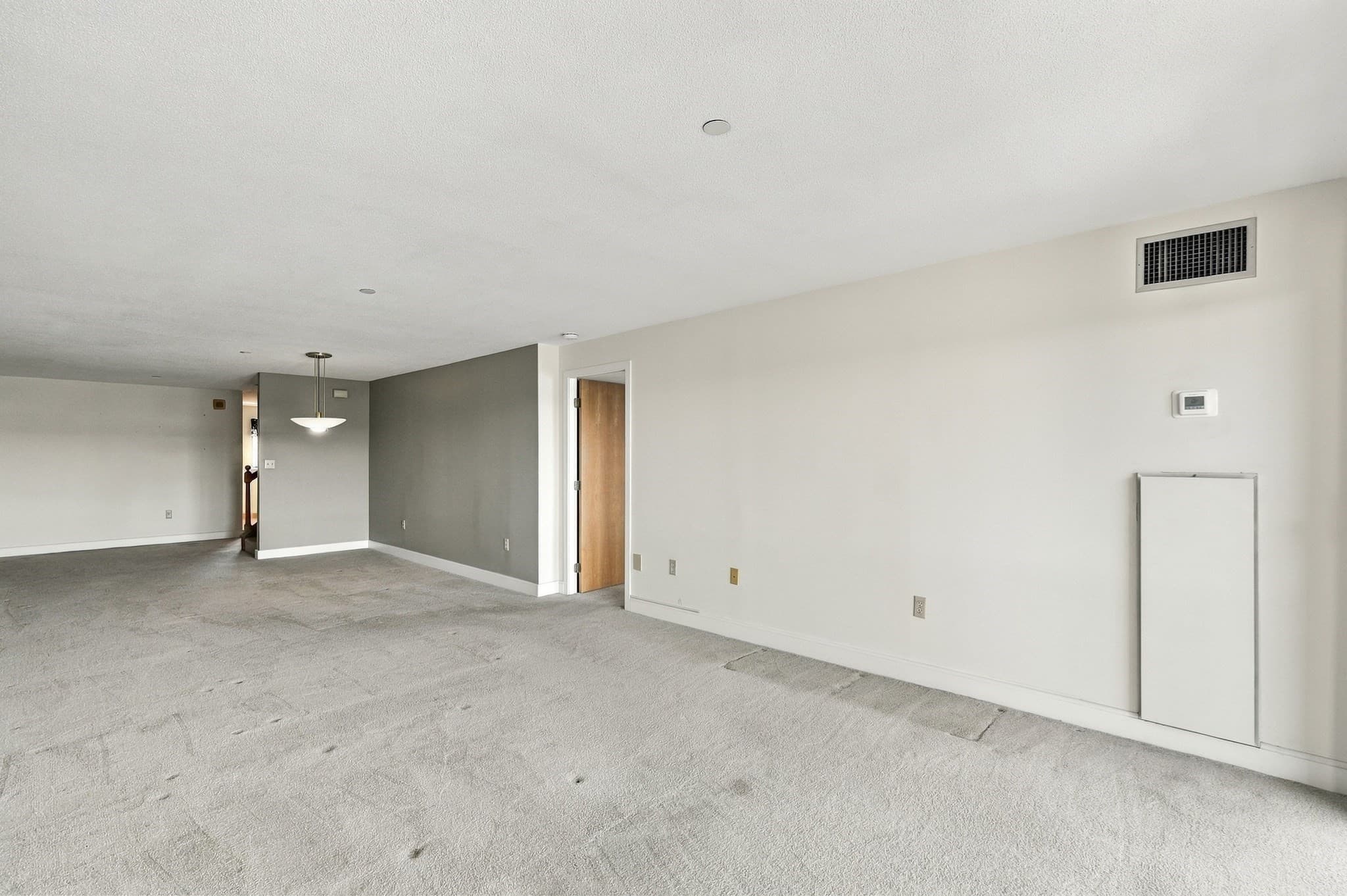 Condominium at 65 Lake Avenue # 502, Worcester MA 01604, photo 8 of 31