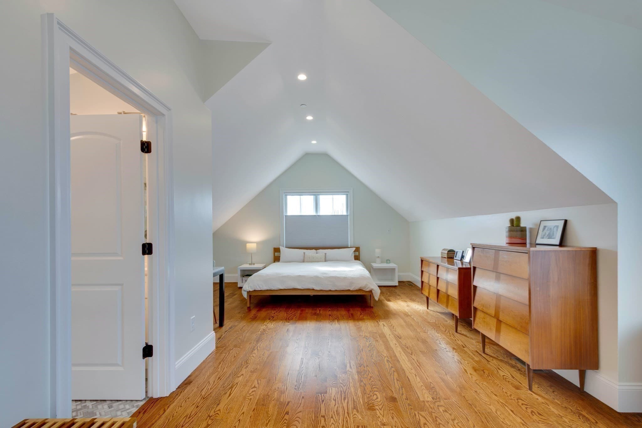 Condominium at 271 Gold St # 2, Boston MA 02127, photo 23 of 40