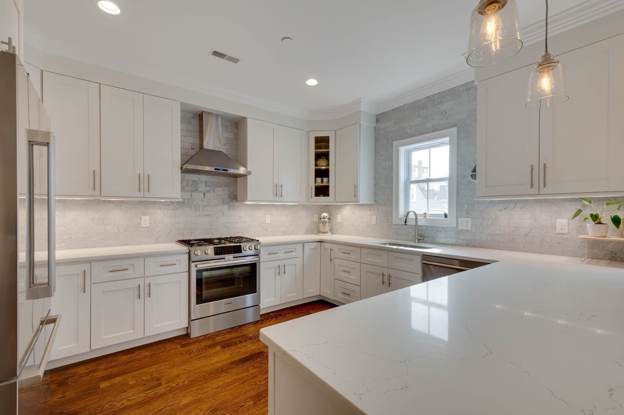 Condominium at 271 Gold St # 2, Boston MA 02127, photo 6 of 40