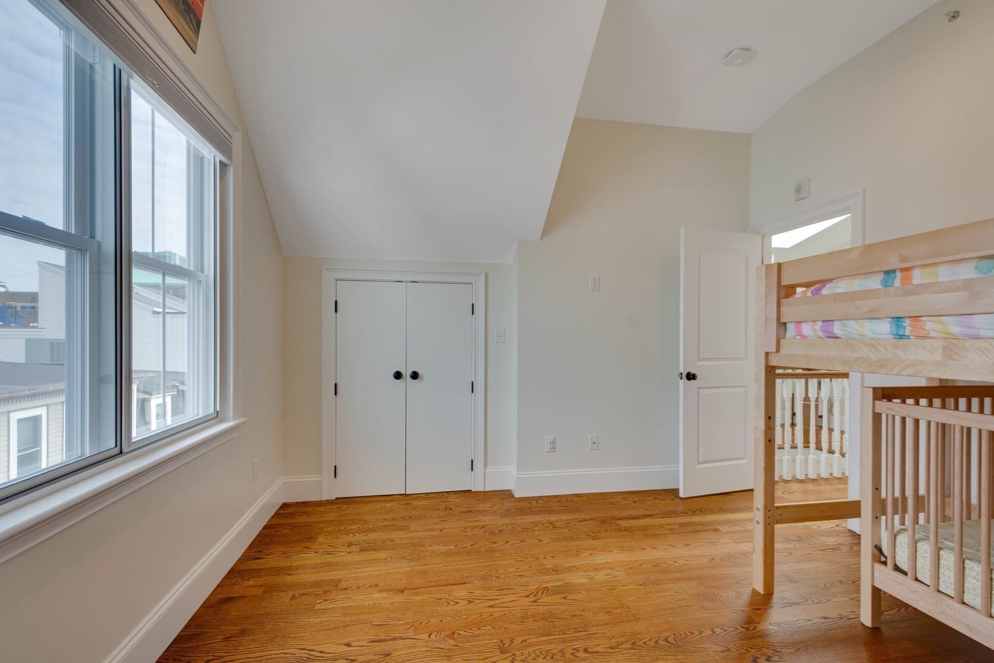 Condominium at 271 Gold St # 2, Boston MA 02127, photo 34 of 40