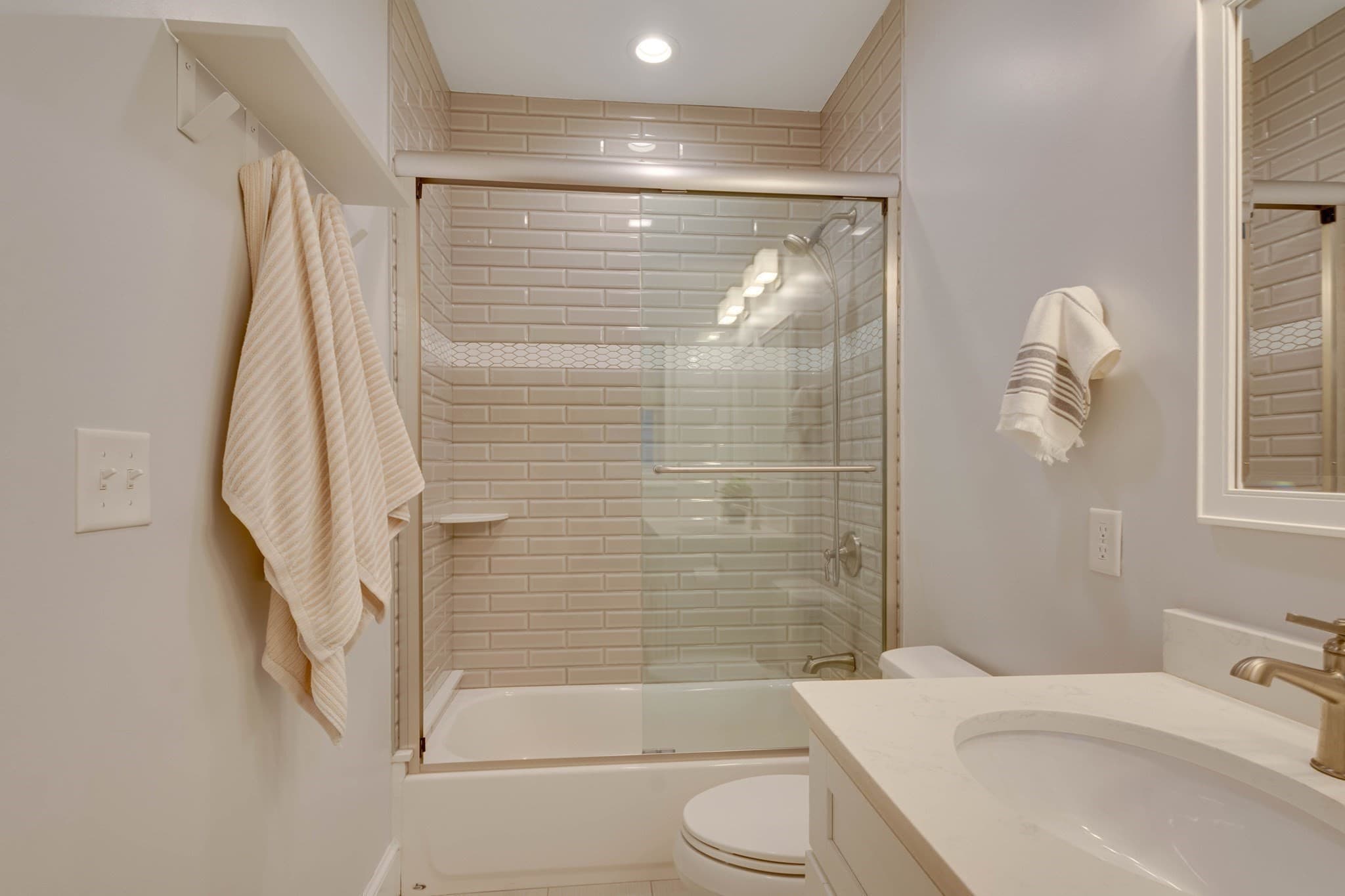 Condominium at 271 Gold St # 2, Boston MA 02127, photo 19 of 40