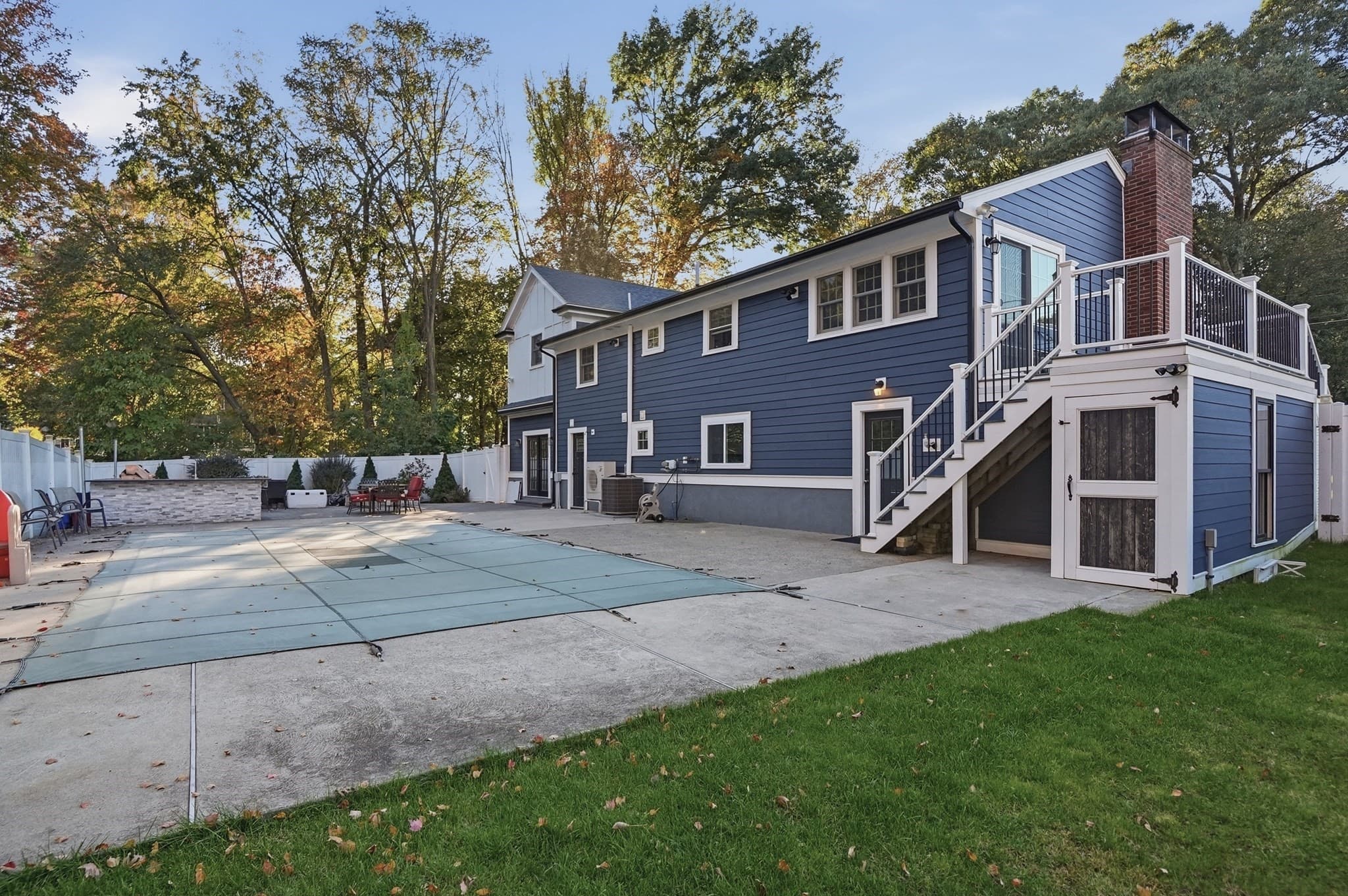 Single Family Residence at 159 Mishawum Road, Woburn MA 01801, photo 23 of 26