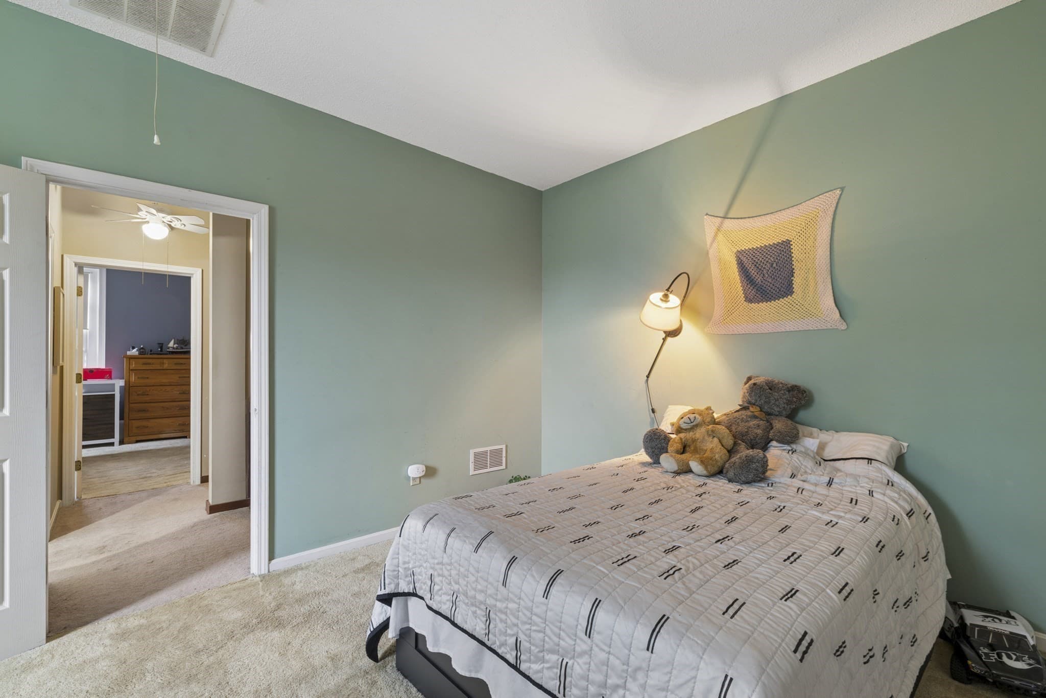 Condominium at 104 Hartford Ave E # 1, Uxbridge MA 01569, photo 11 of 23