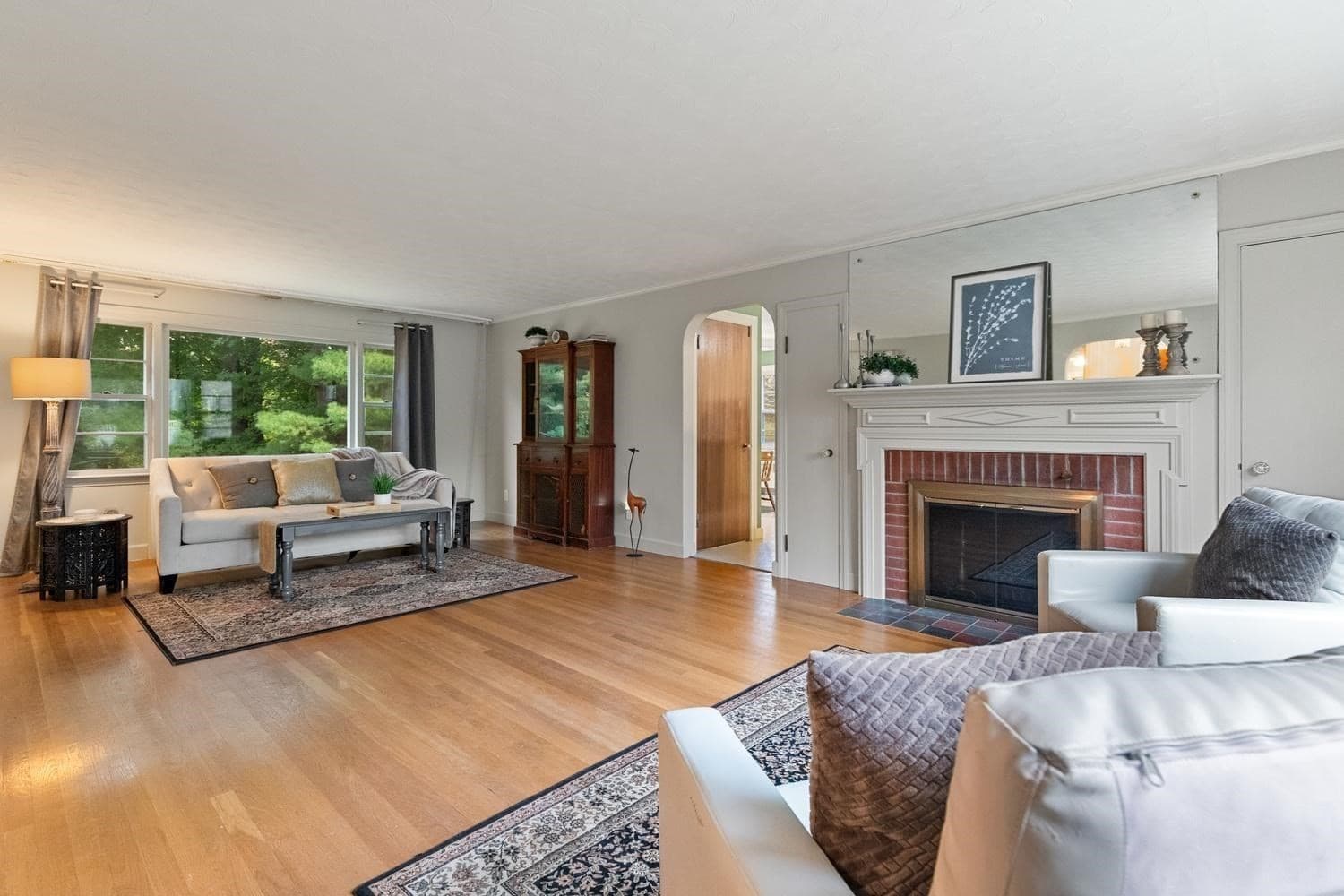 Single Family Residence at 218 Lowell St, Wakefield MA 01880, photo 6 of 37