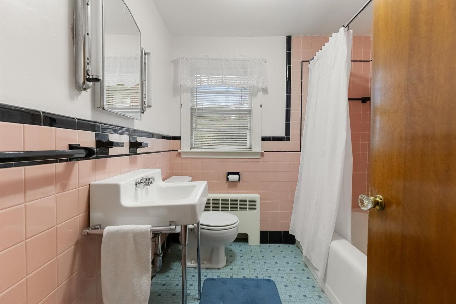 Single Family Residence at 218 Lowell St, Wakefield MA 01880, photo 17 of 37