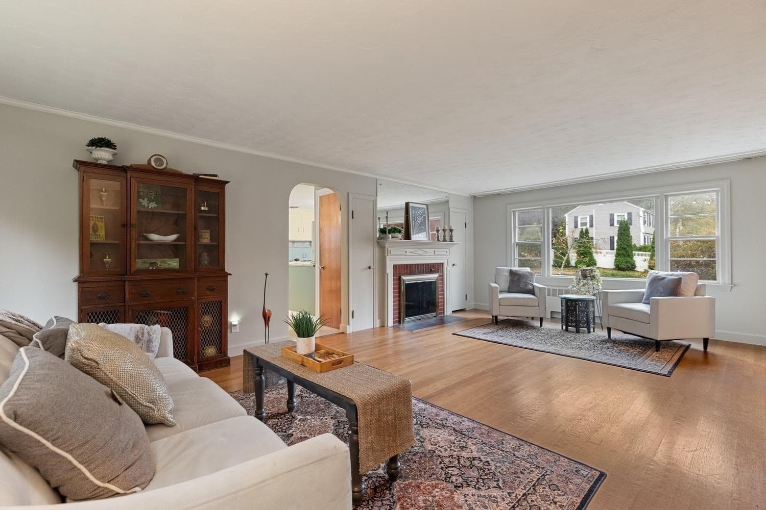 Single Family Residence at 218 Lowell St, Wakefield MA 01880, photo 5 of 37