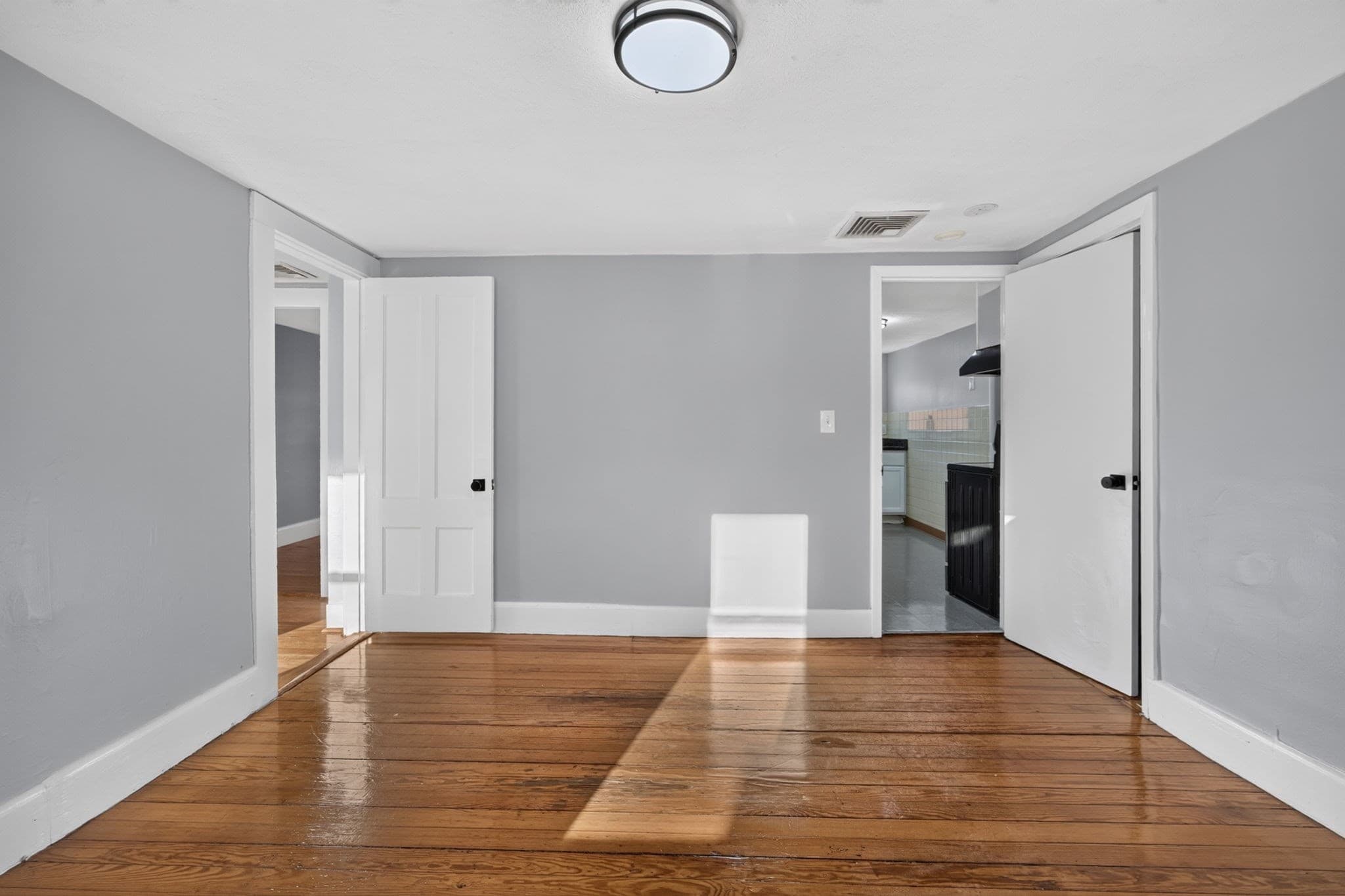 3 Family - 3 Units Up/Down at 22 Bolster St, Everett MA 02149, photo 16 of 23