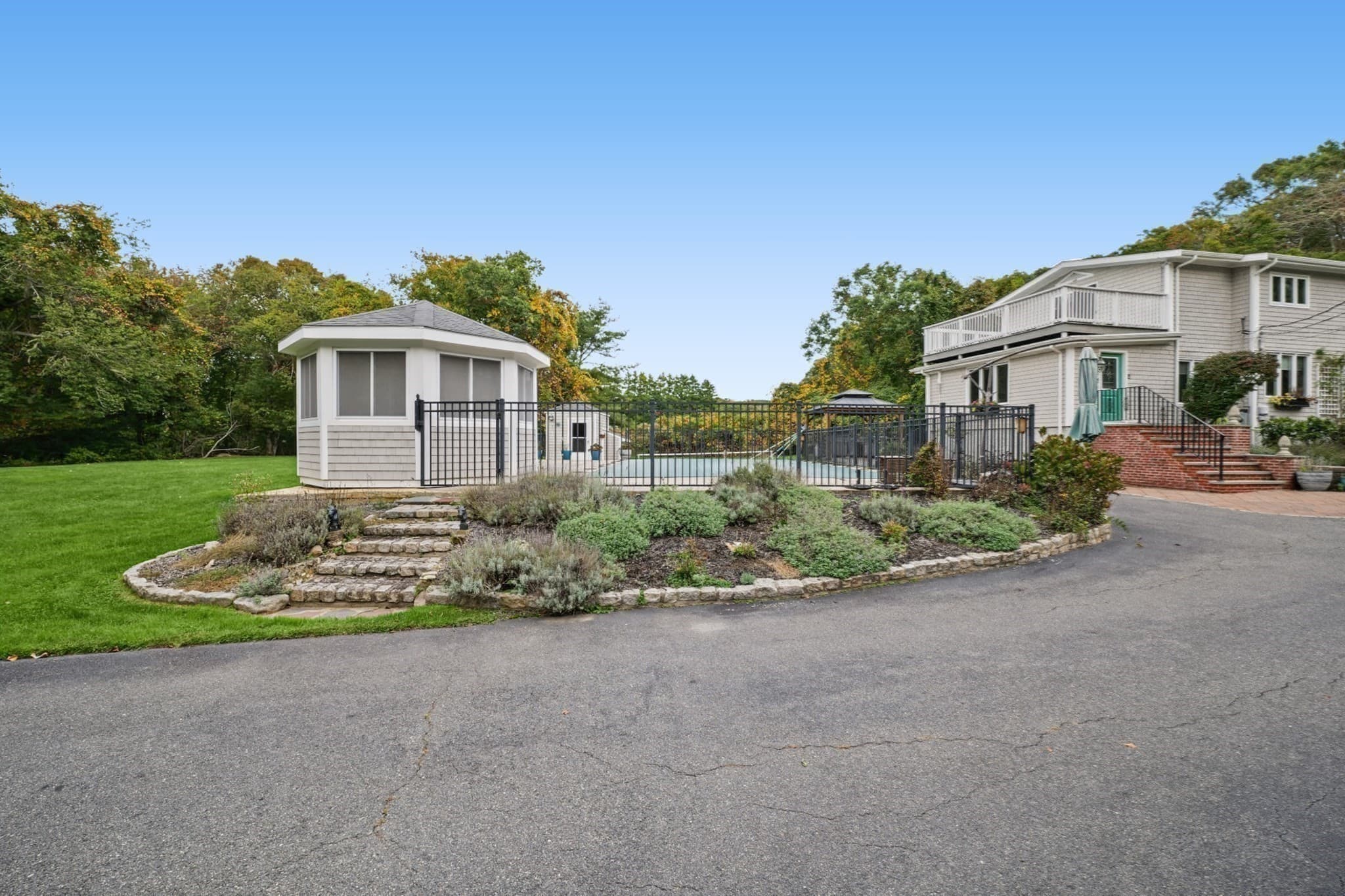 Single Family Residence at 74 Little River Rd, Dartmouth MA 02748, photo 3 of 42