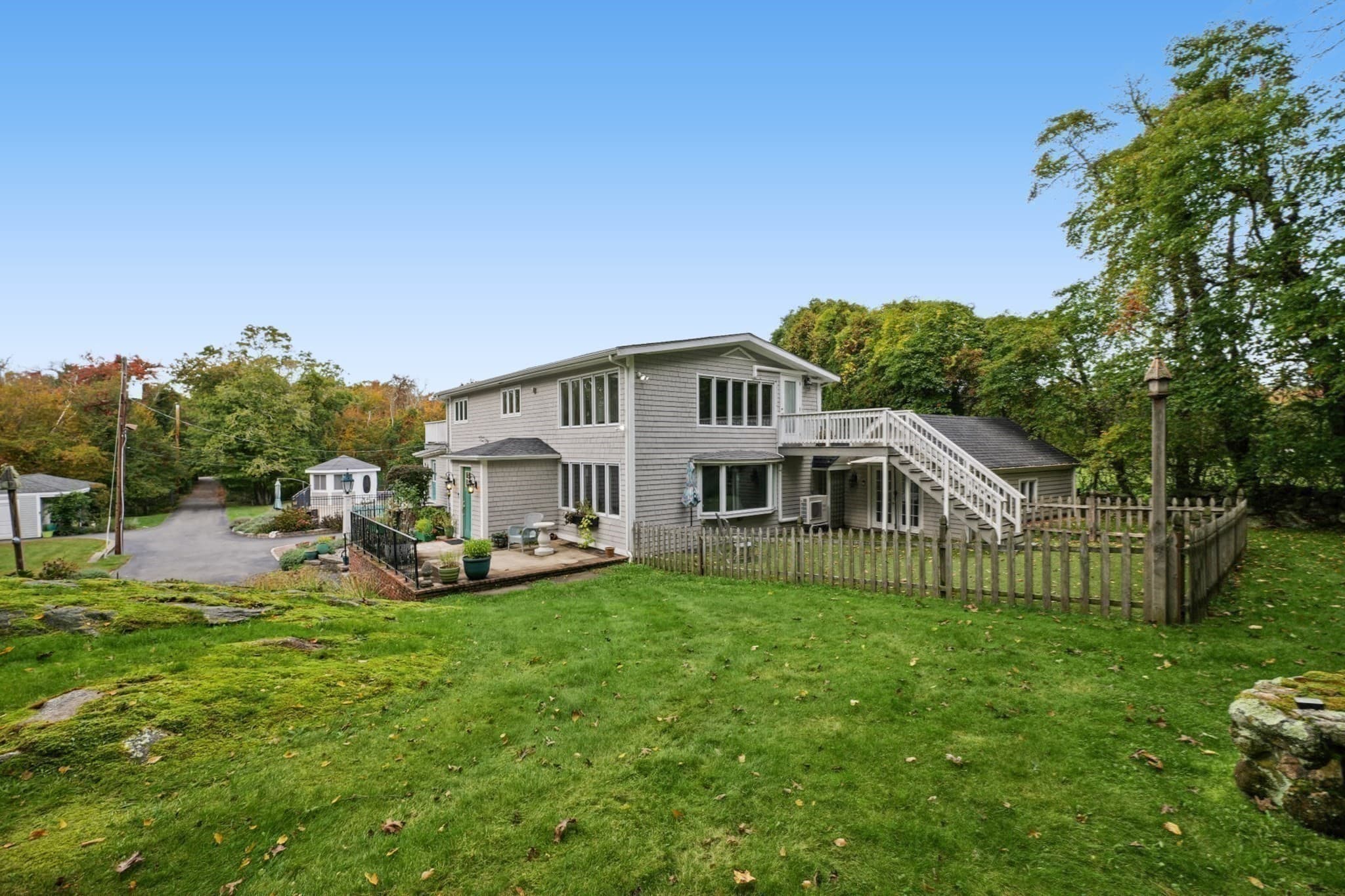 Single Family Residence at 74 Little River Rd, Dartmouth MA 02748, photo 5 of 42