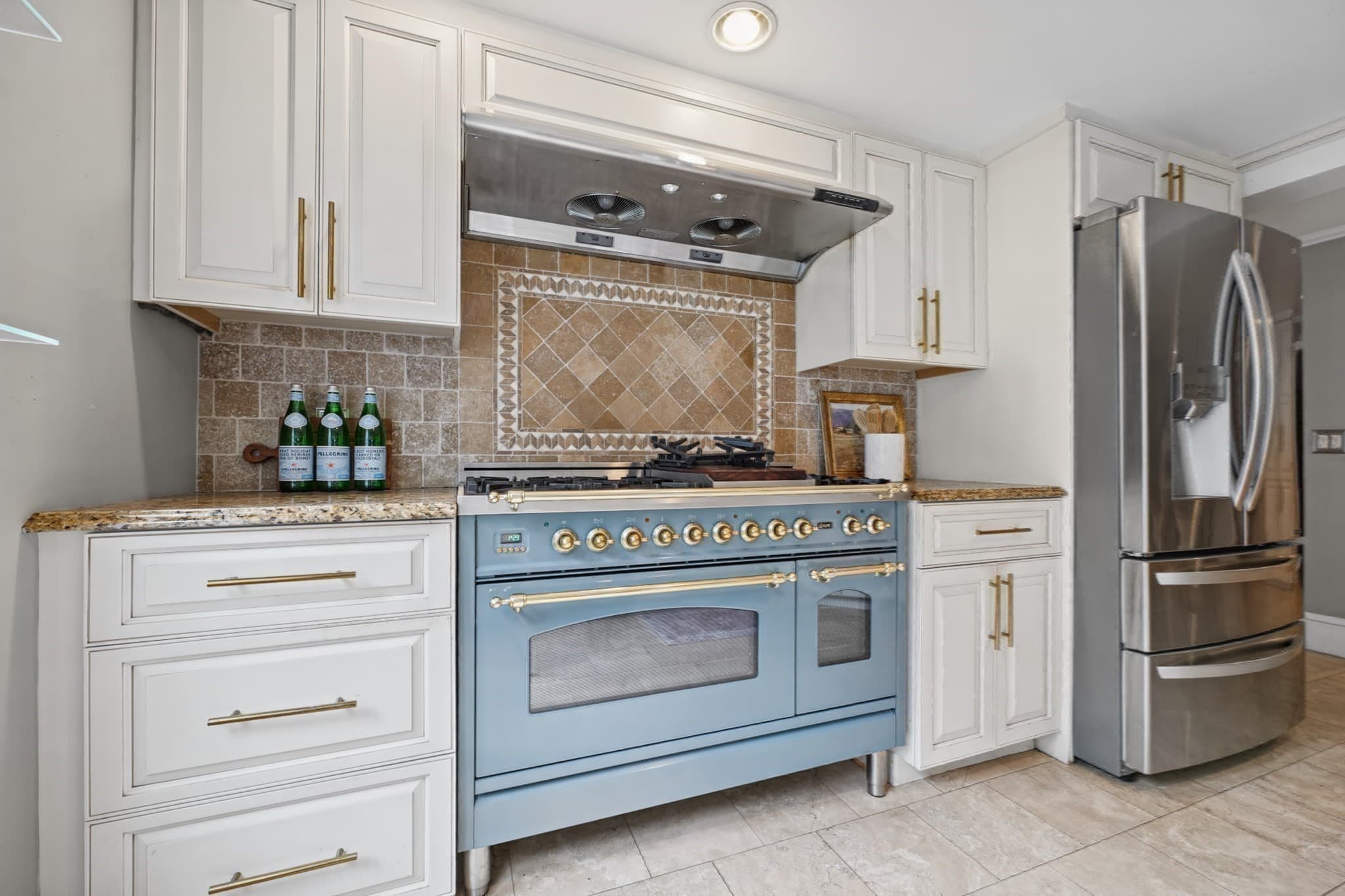 Single Family Residence at 74 Little River Rd, Dartmouth MA 02748, photo 14 of 42