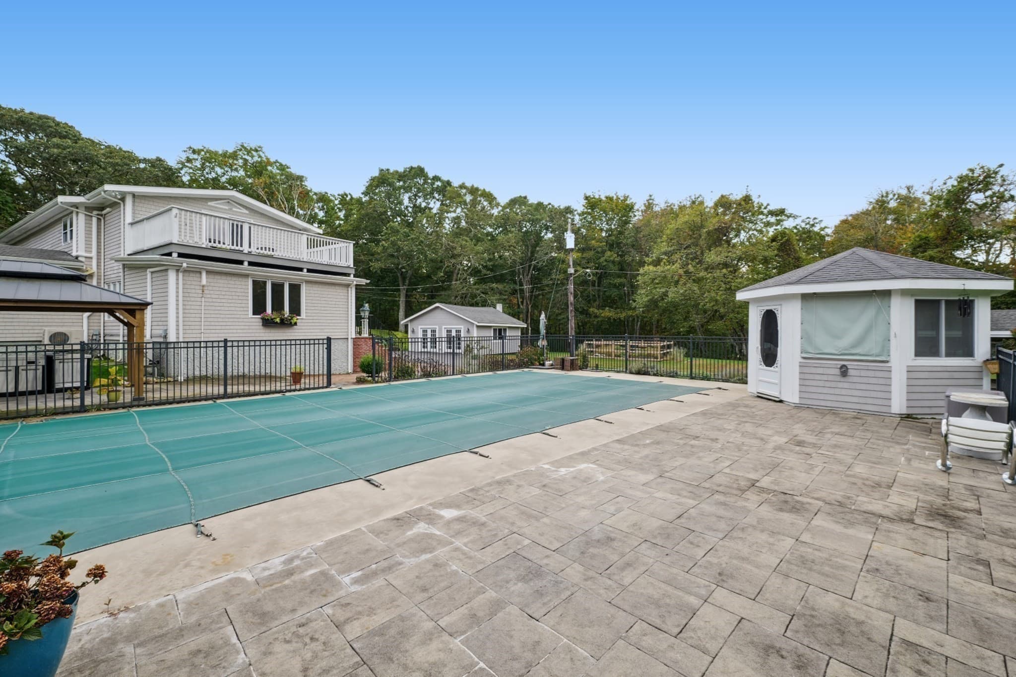 Single Family Residence at 74 Little River Rd, Dartmouth MA 02748, photo 8 of 42