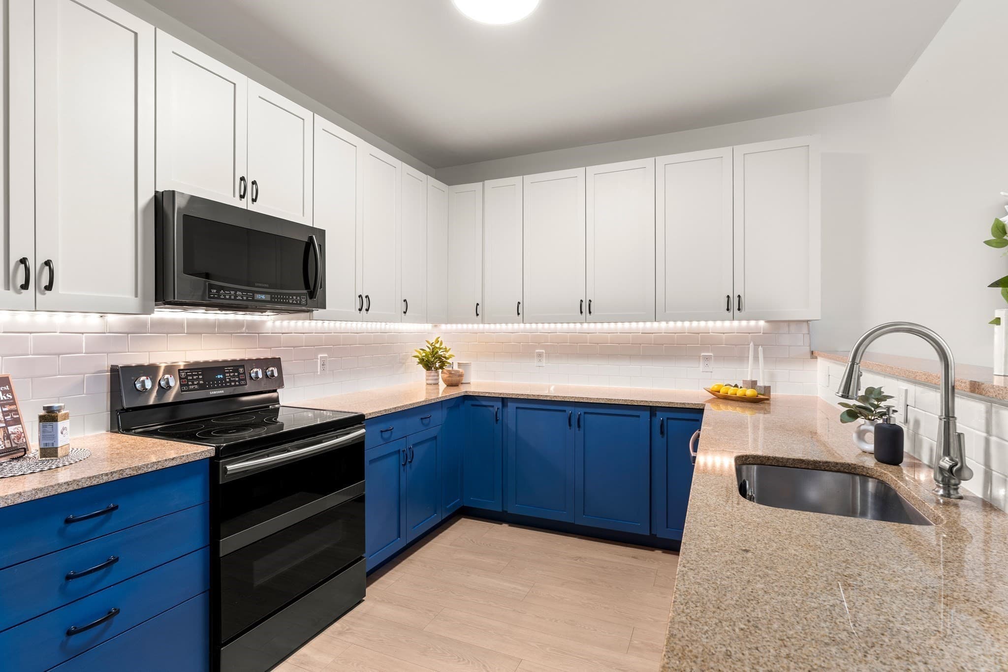 Condominium at 3 Harvest Dr # 305, North Andover MA 01876, photo 14 of 38