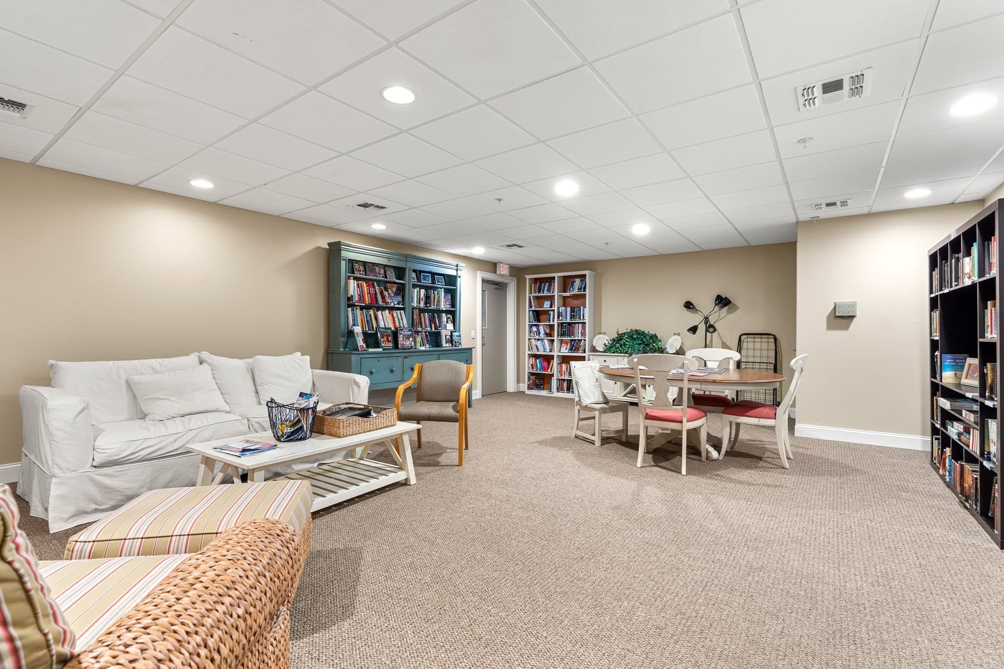 Condominium at 3 Harvest Dr # 305, North Andover MA 01876, photo 37 of 38