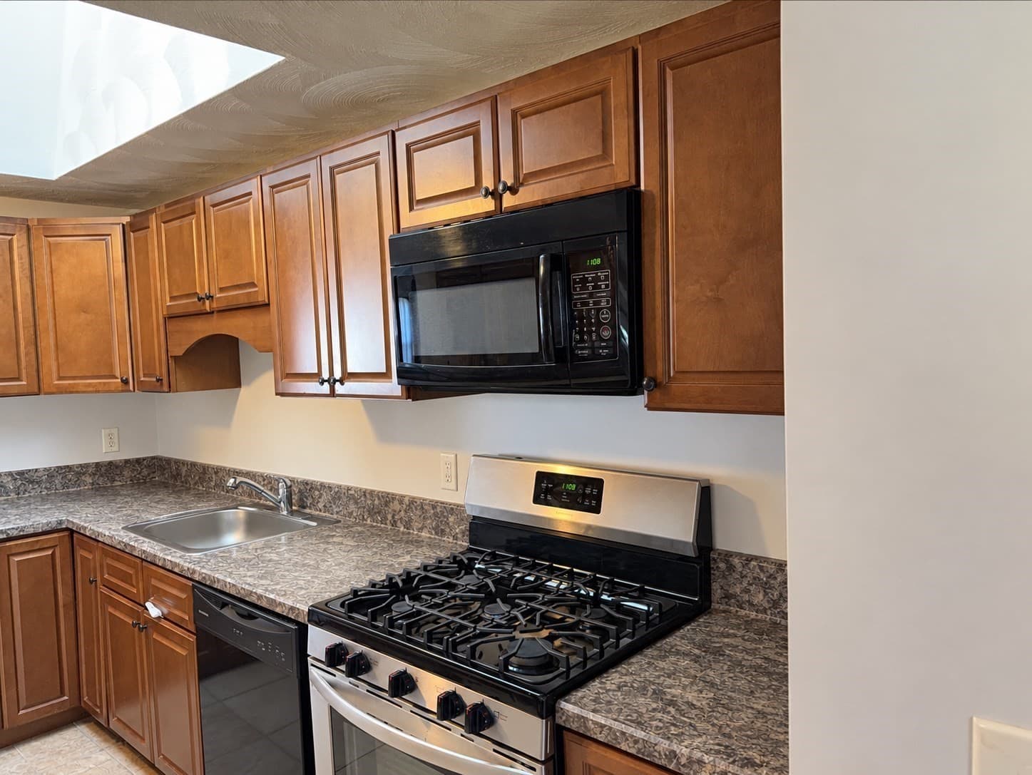 Single Family Residence at 70 Frye Rd, Methuen MA 01844, photo 6 of 19