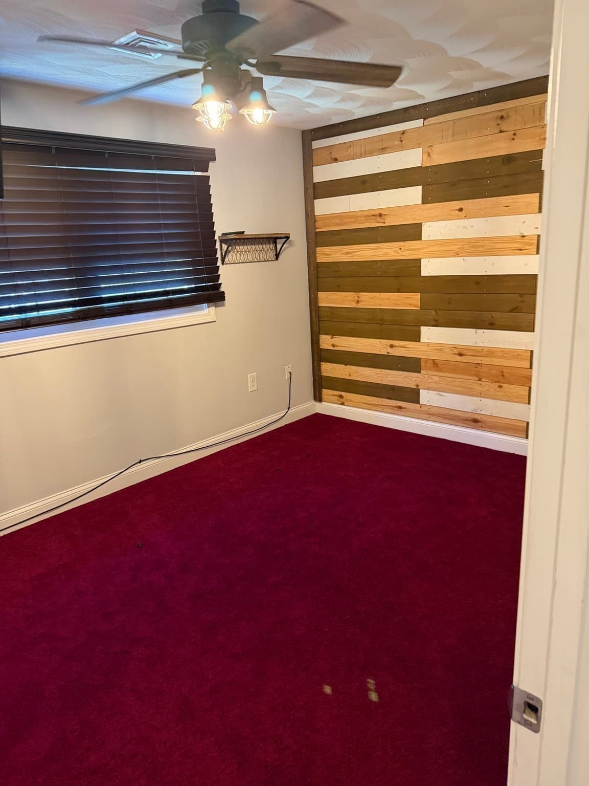 Single Family Residence at 70 Frye Rd, Methuen MA 01844, photo 9 of 19